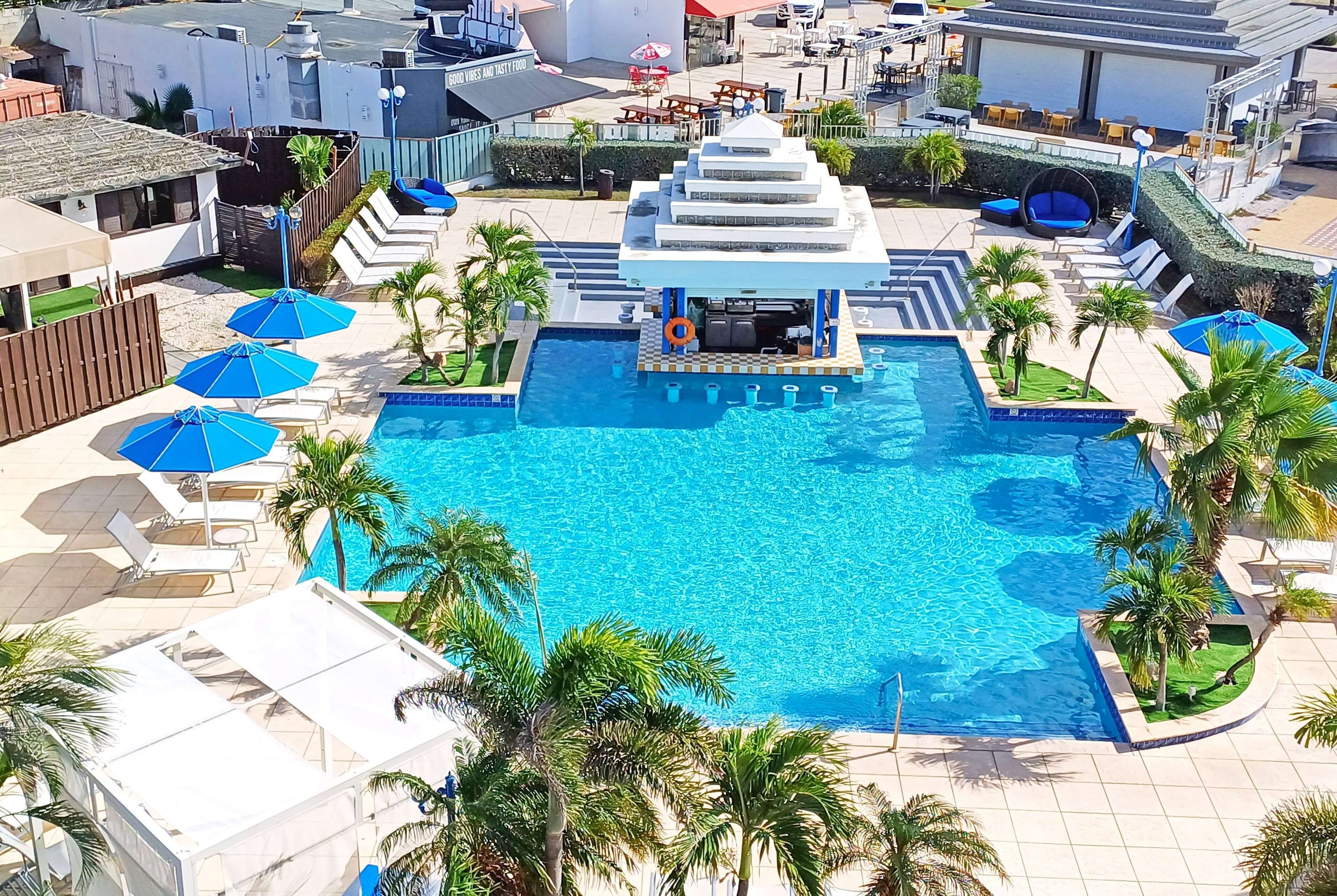 TRYP by Wyndham Aruba Adults Only Hotel