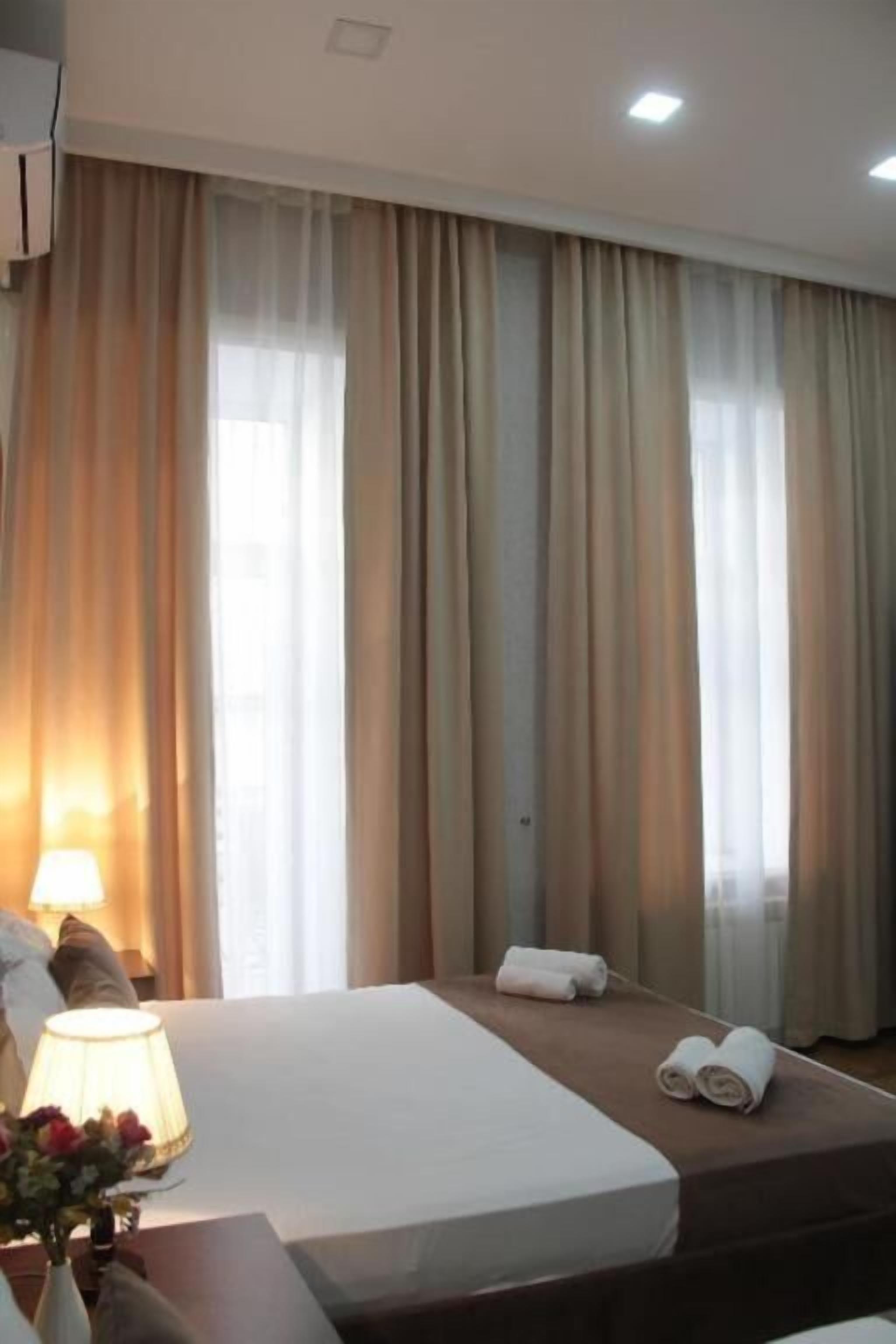 City Inn Nizami Hotel