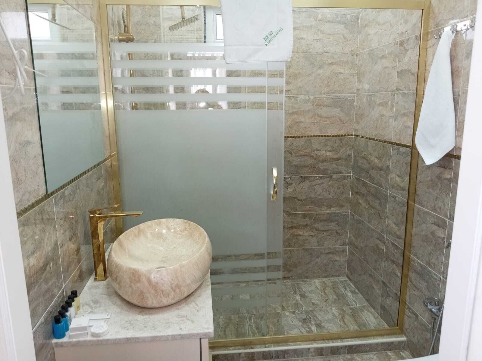 Mirror Hotel Baku