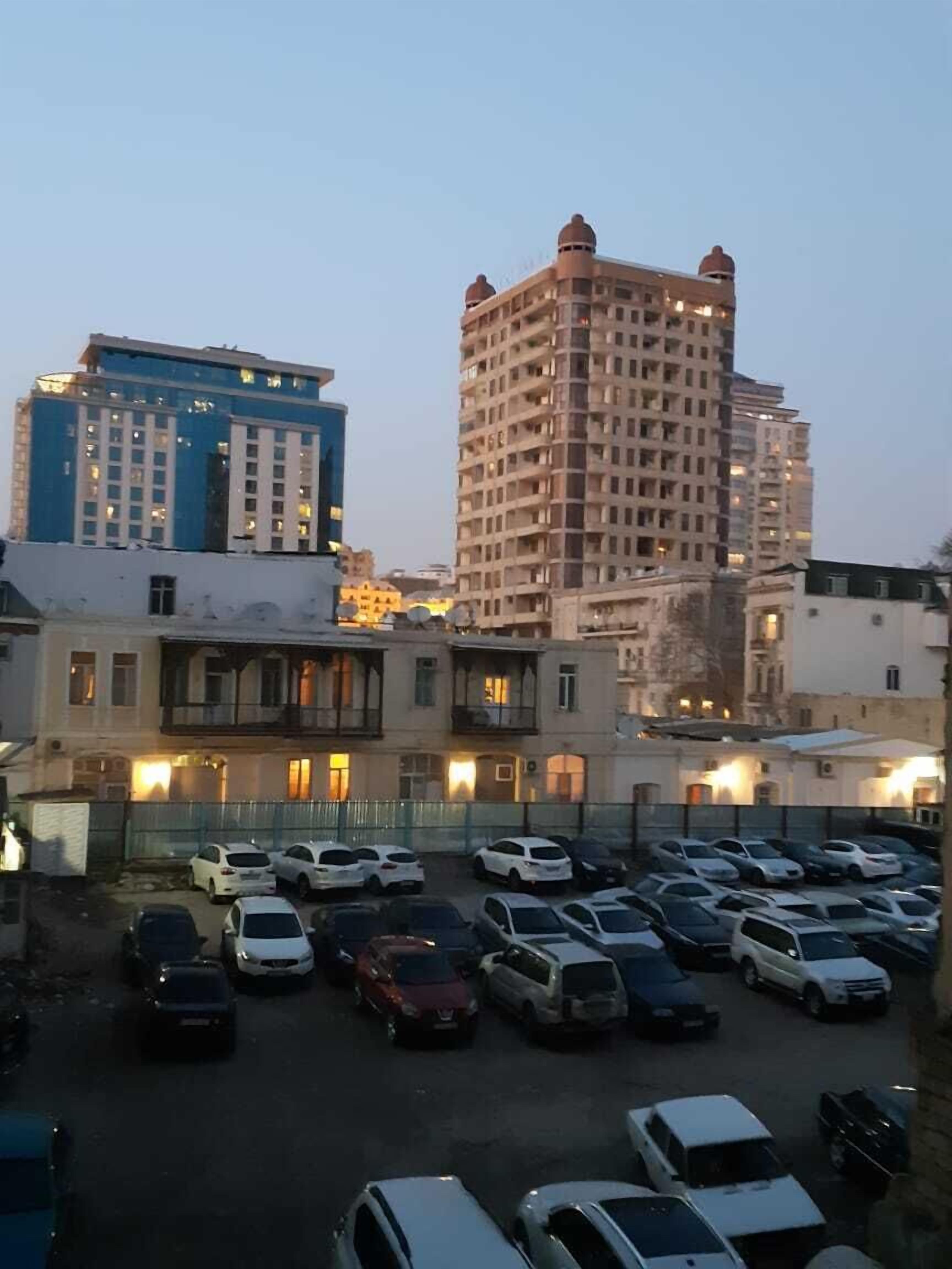 Nizami View Hostel & Hotel