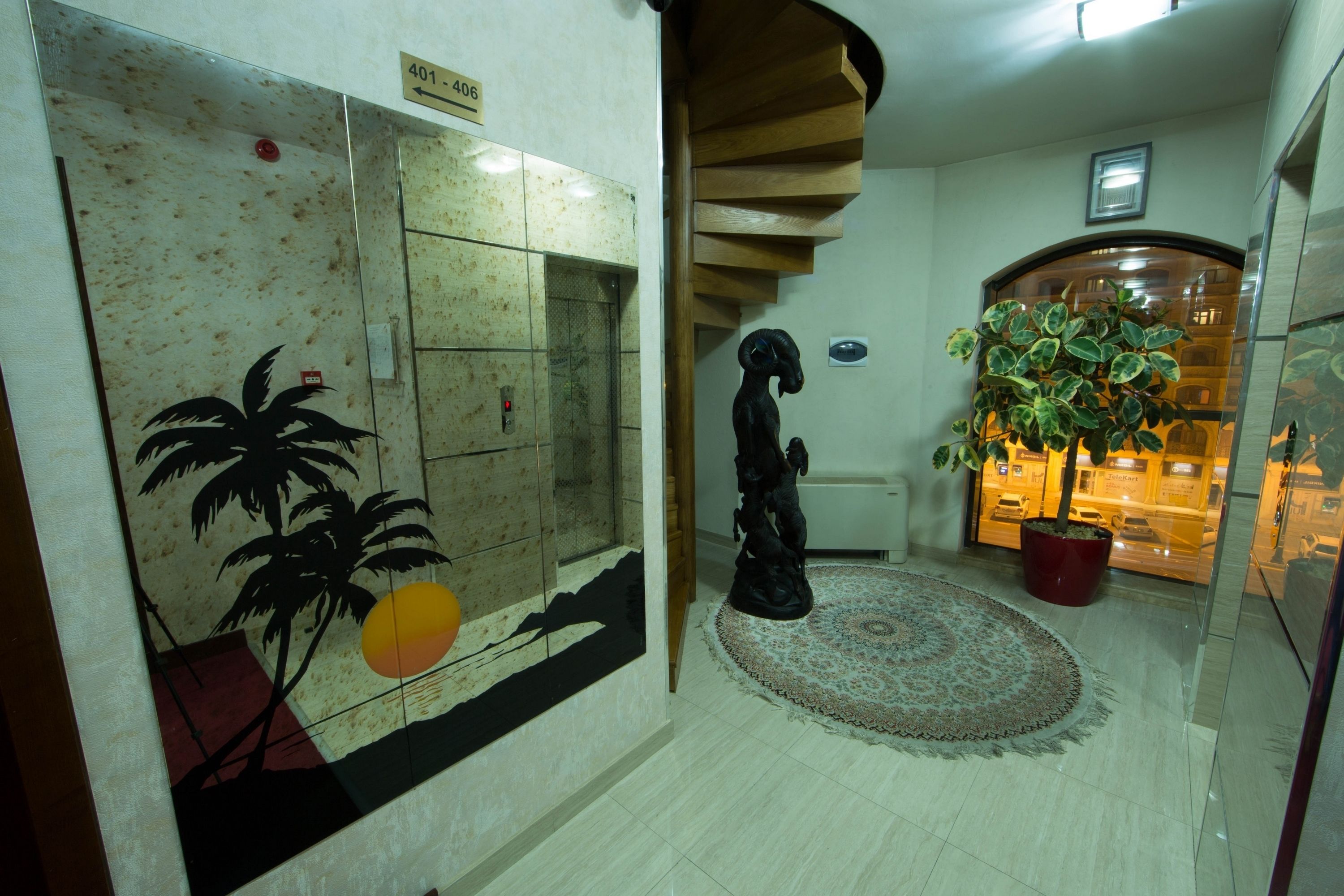 The Central Point Hotel Baku