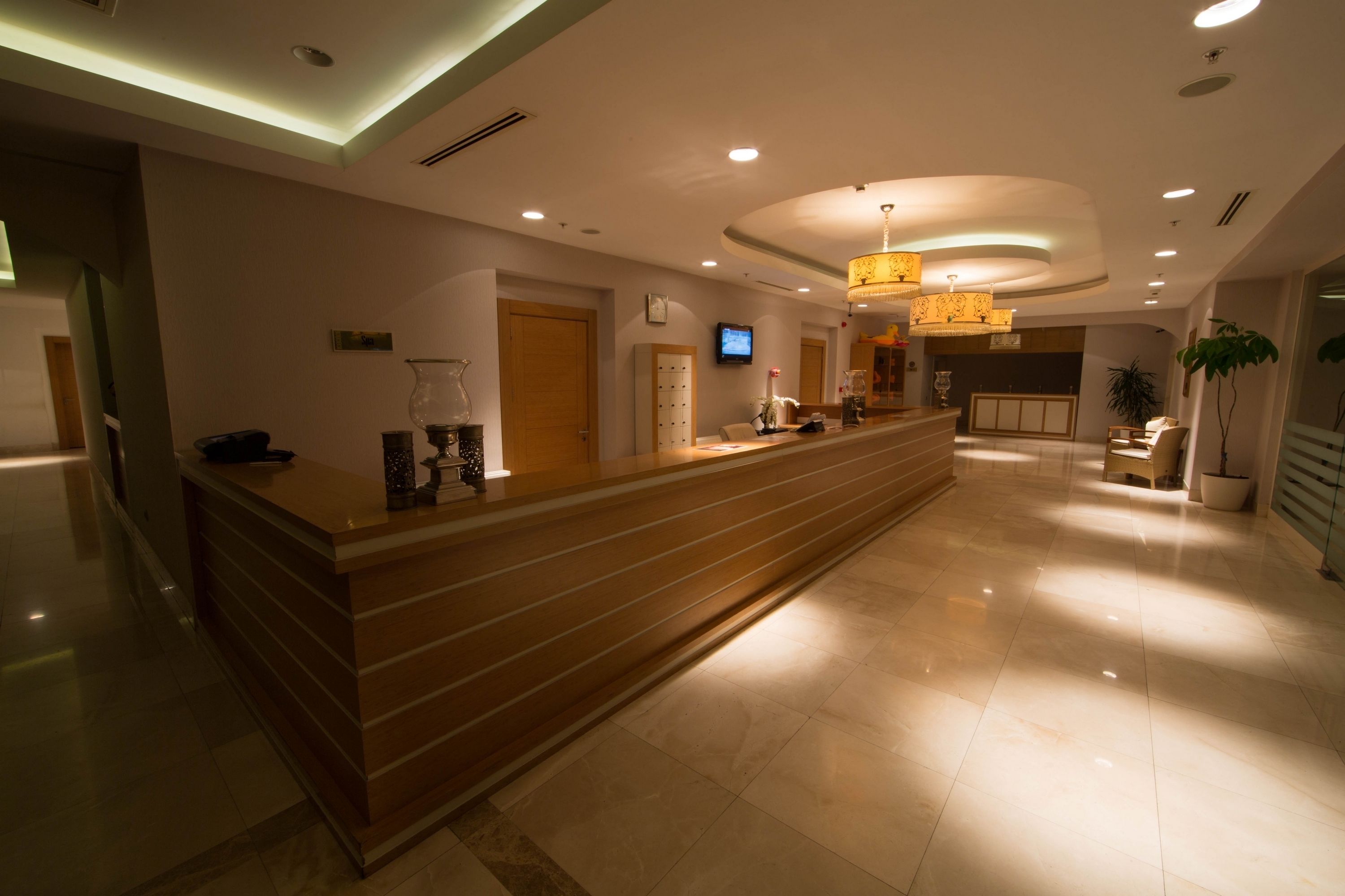 QafqaZ Riverside Resort Hotel