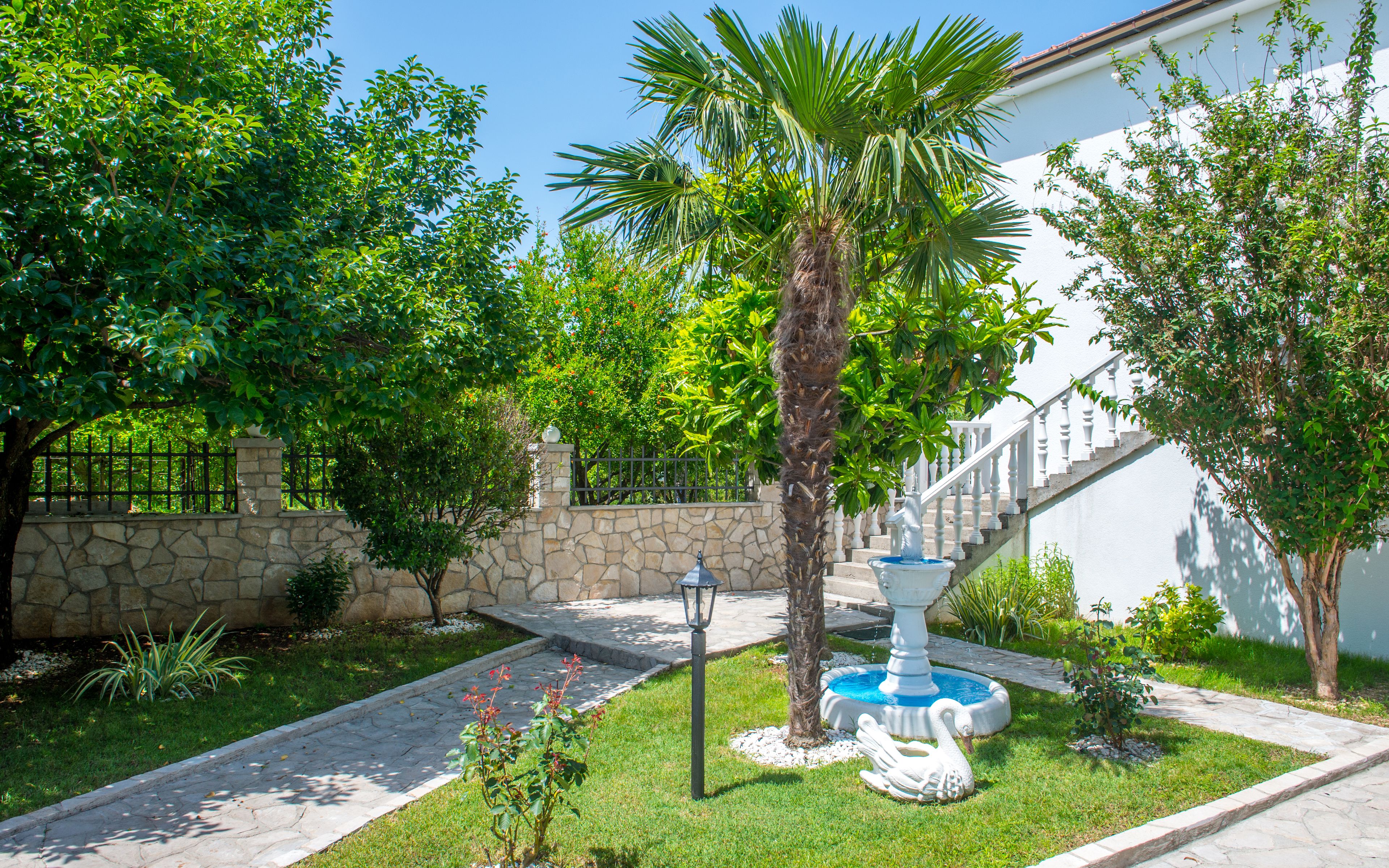 Villa Kings Garden