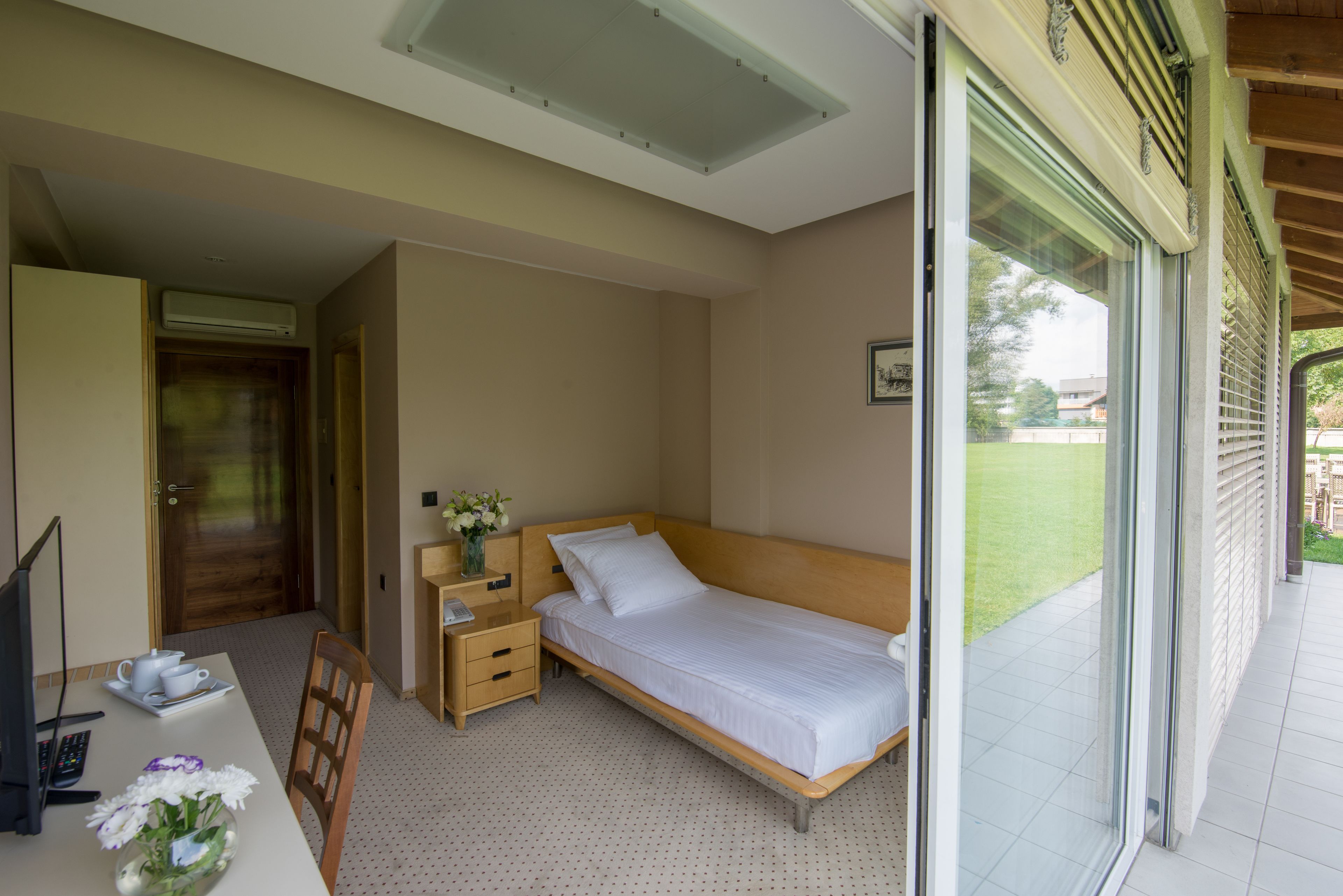 Hotel Brass