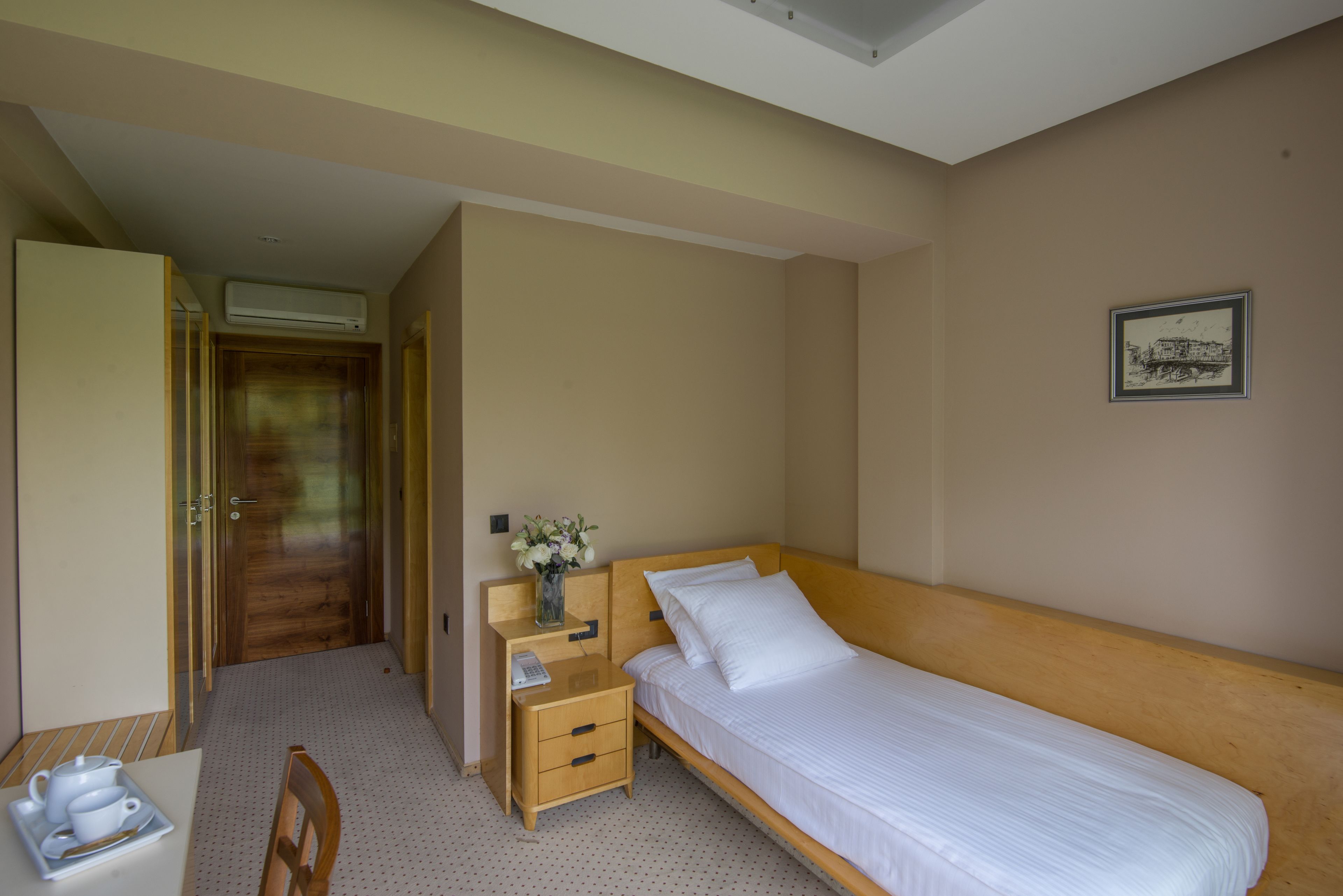 Hotel Brass