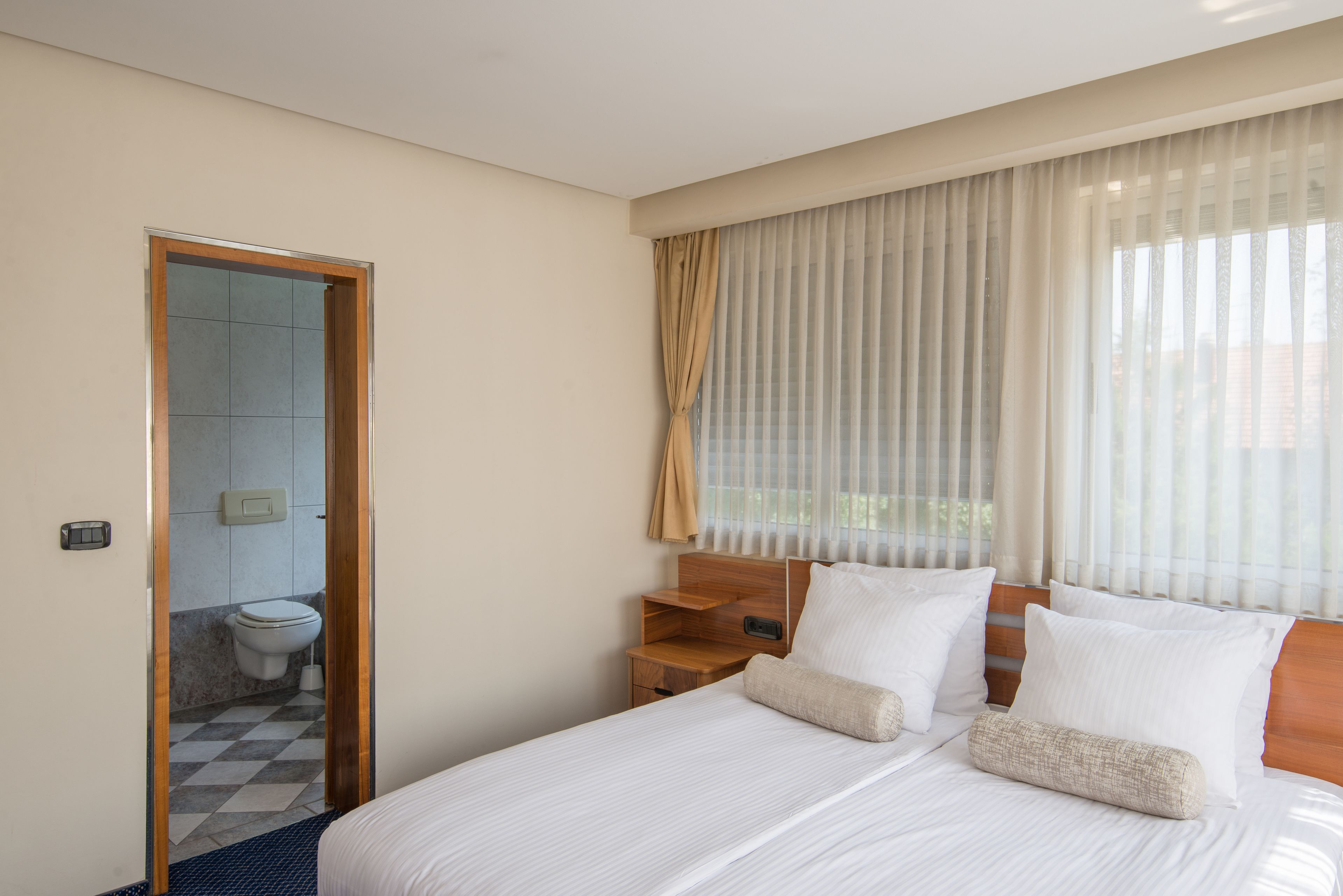 Hotel Brass