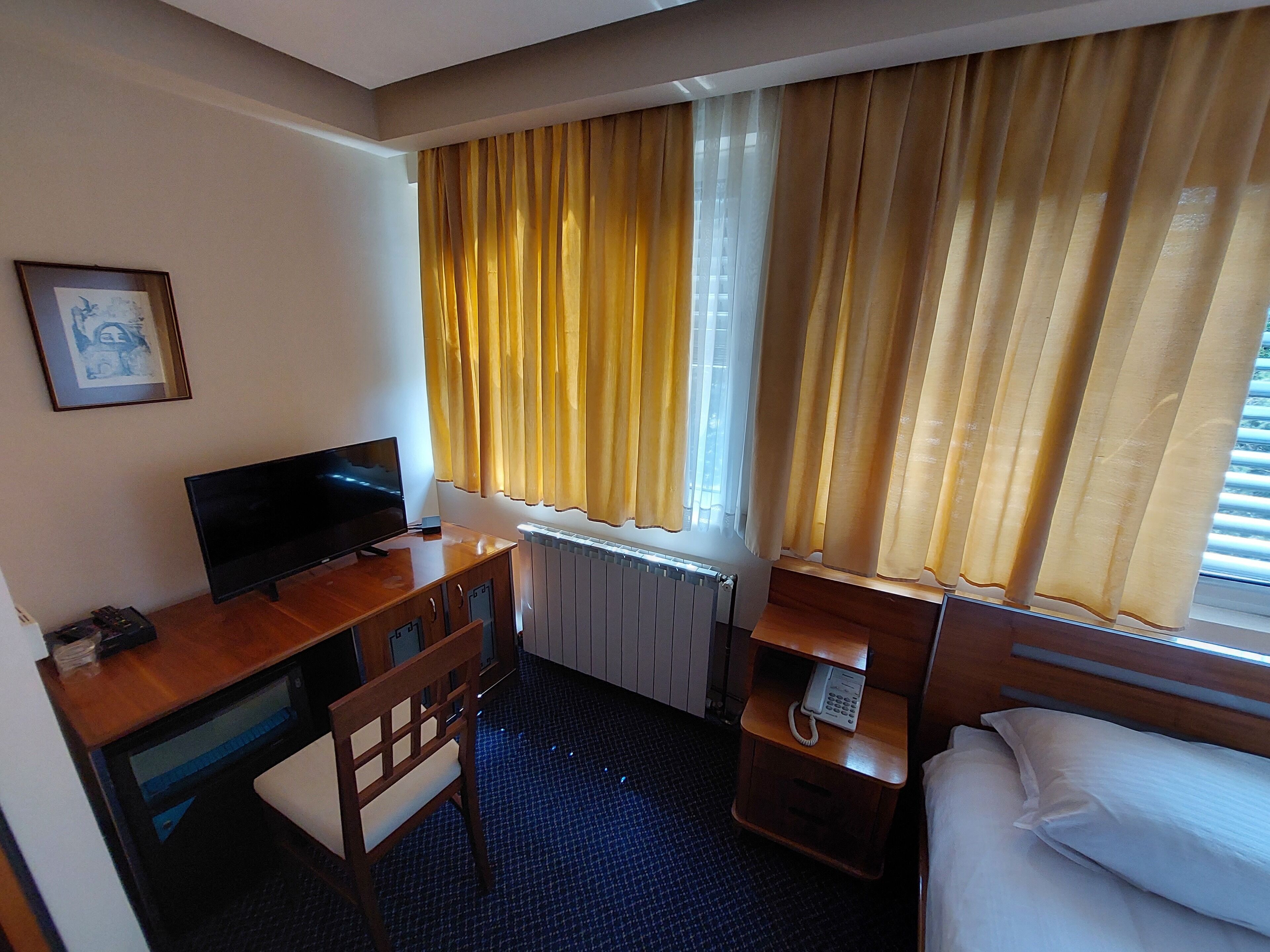Hotel Brass