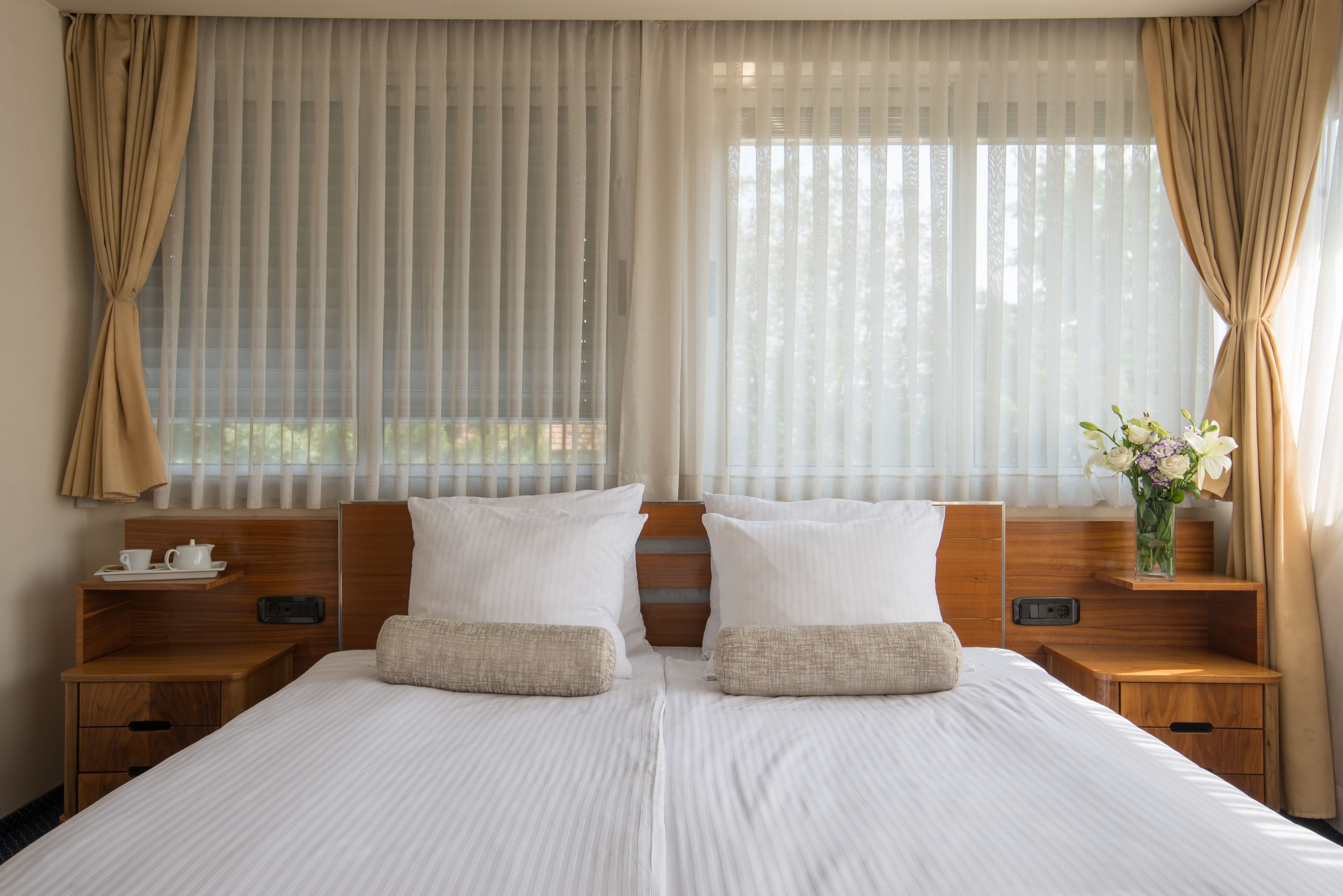 Hotel Brass