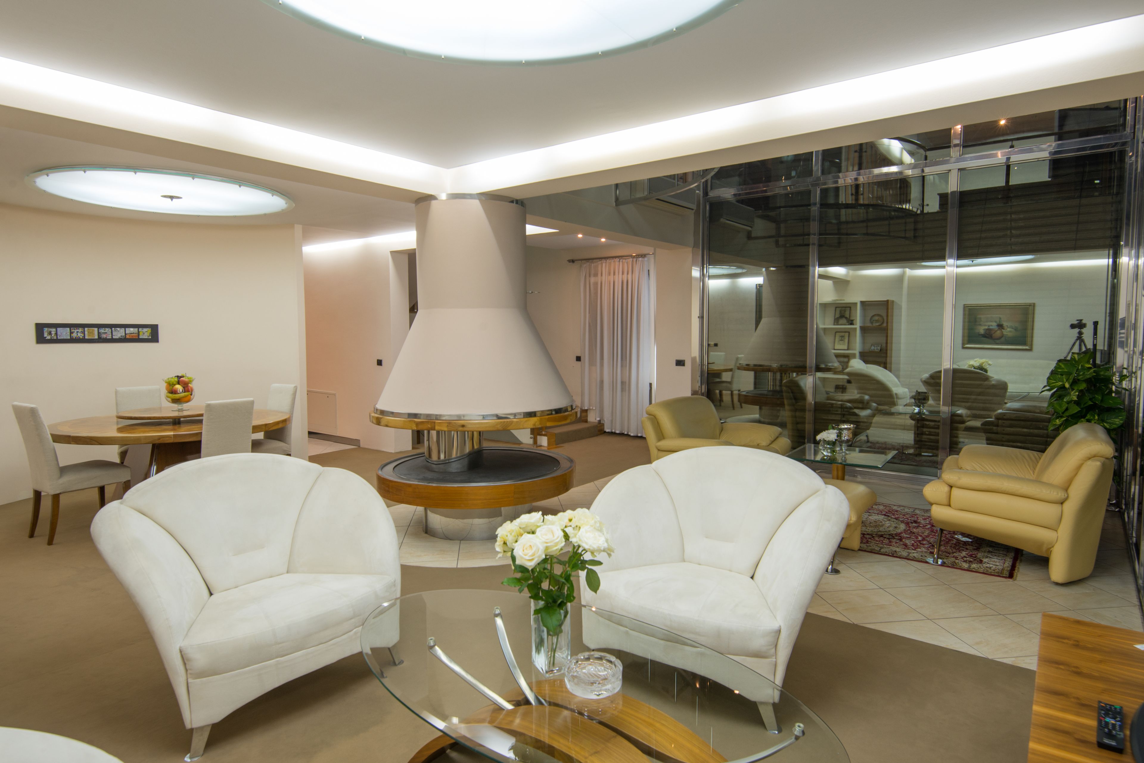 Hotel Brass