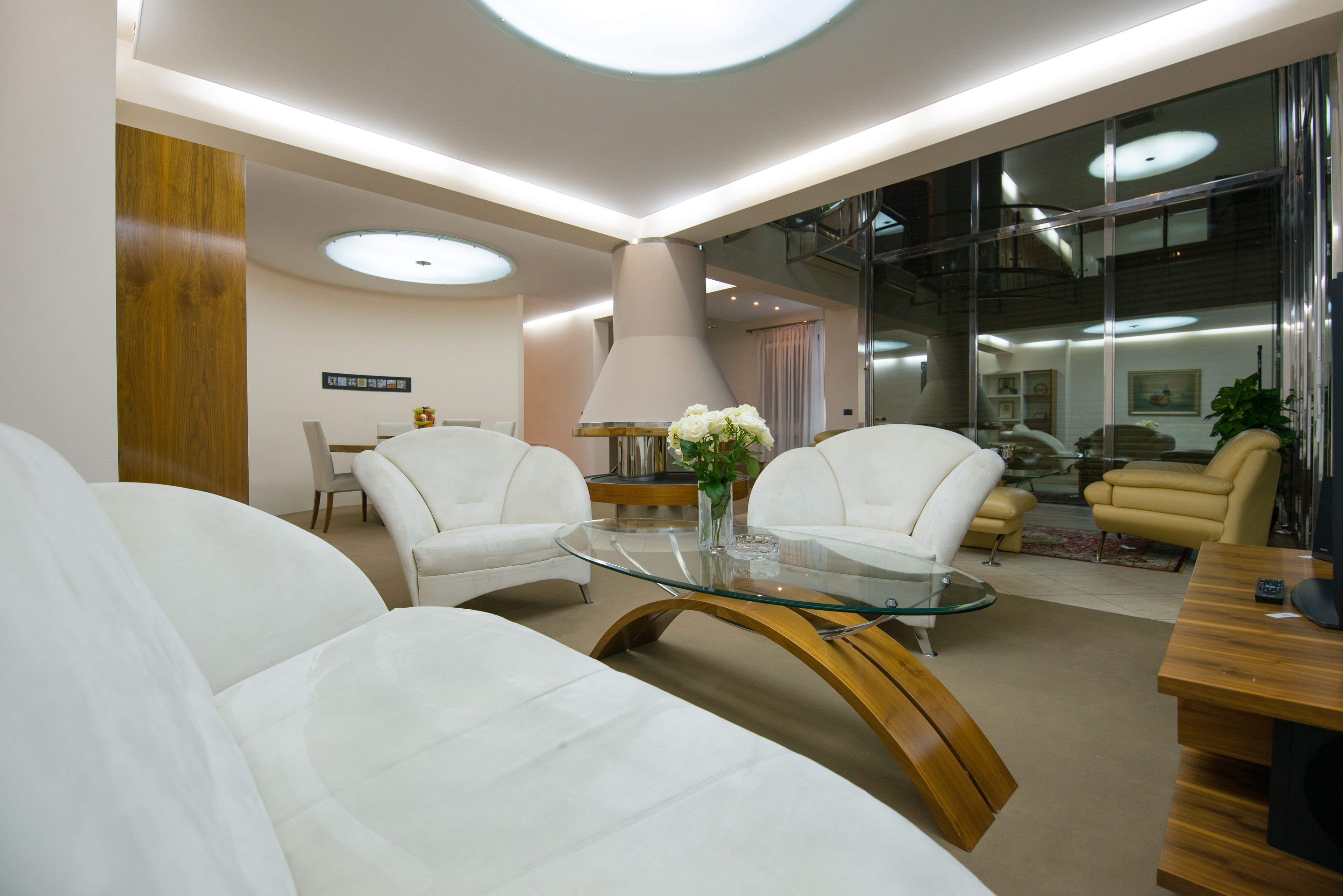 Hotel Brass