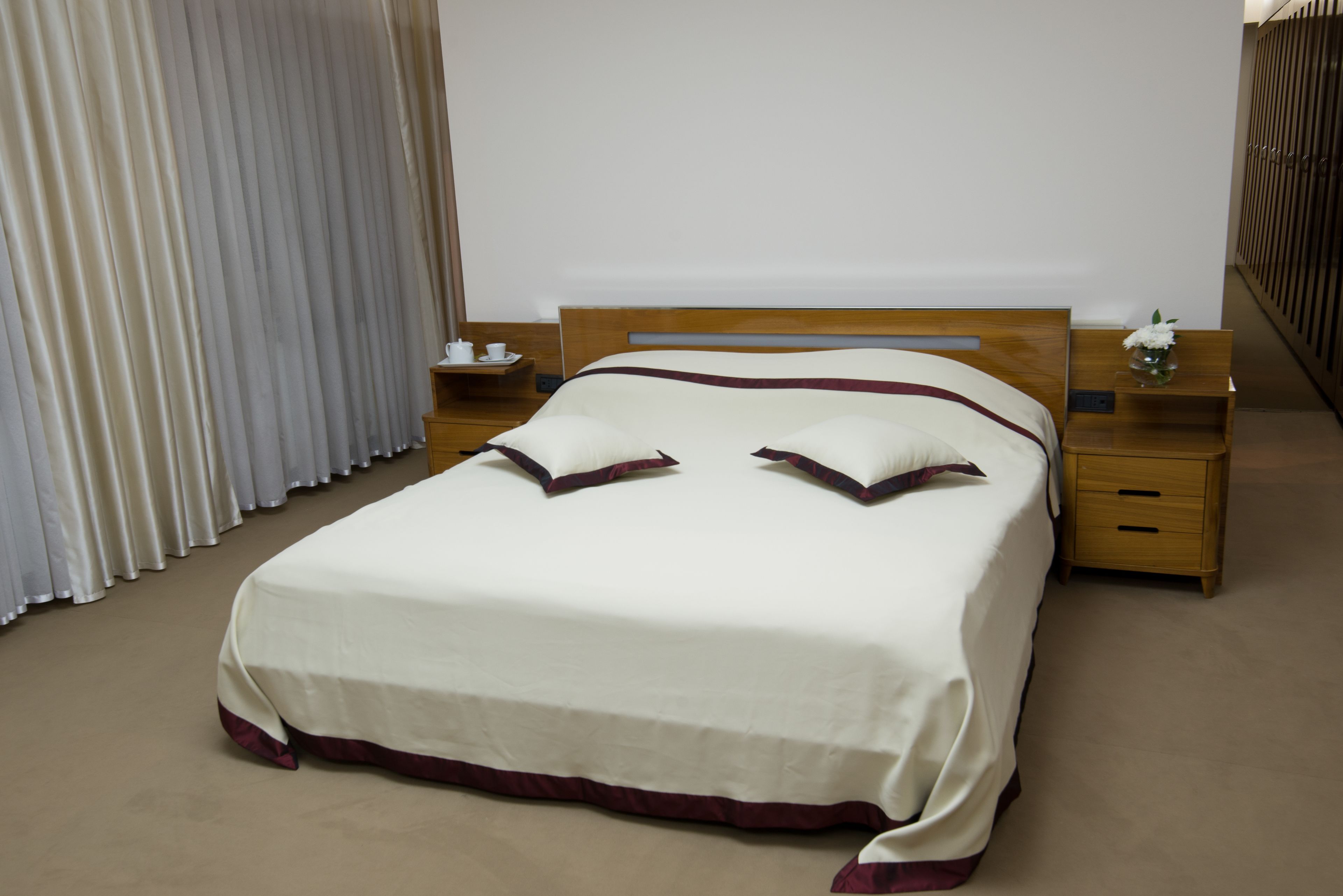 Hotel Brass