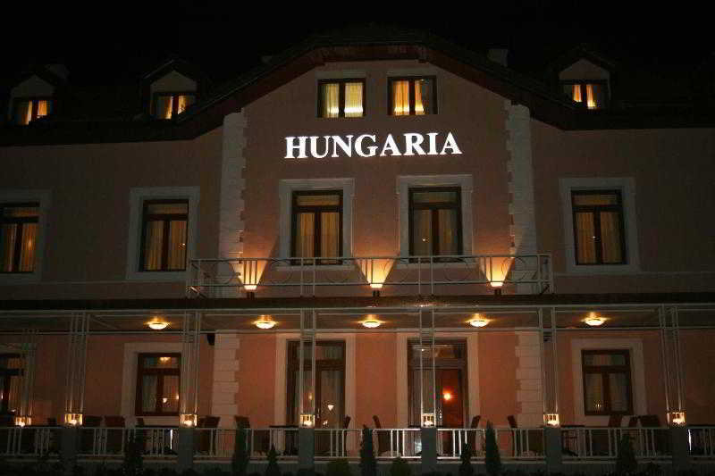 Hotel Crystal