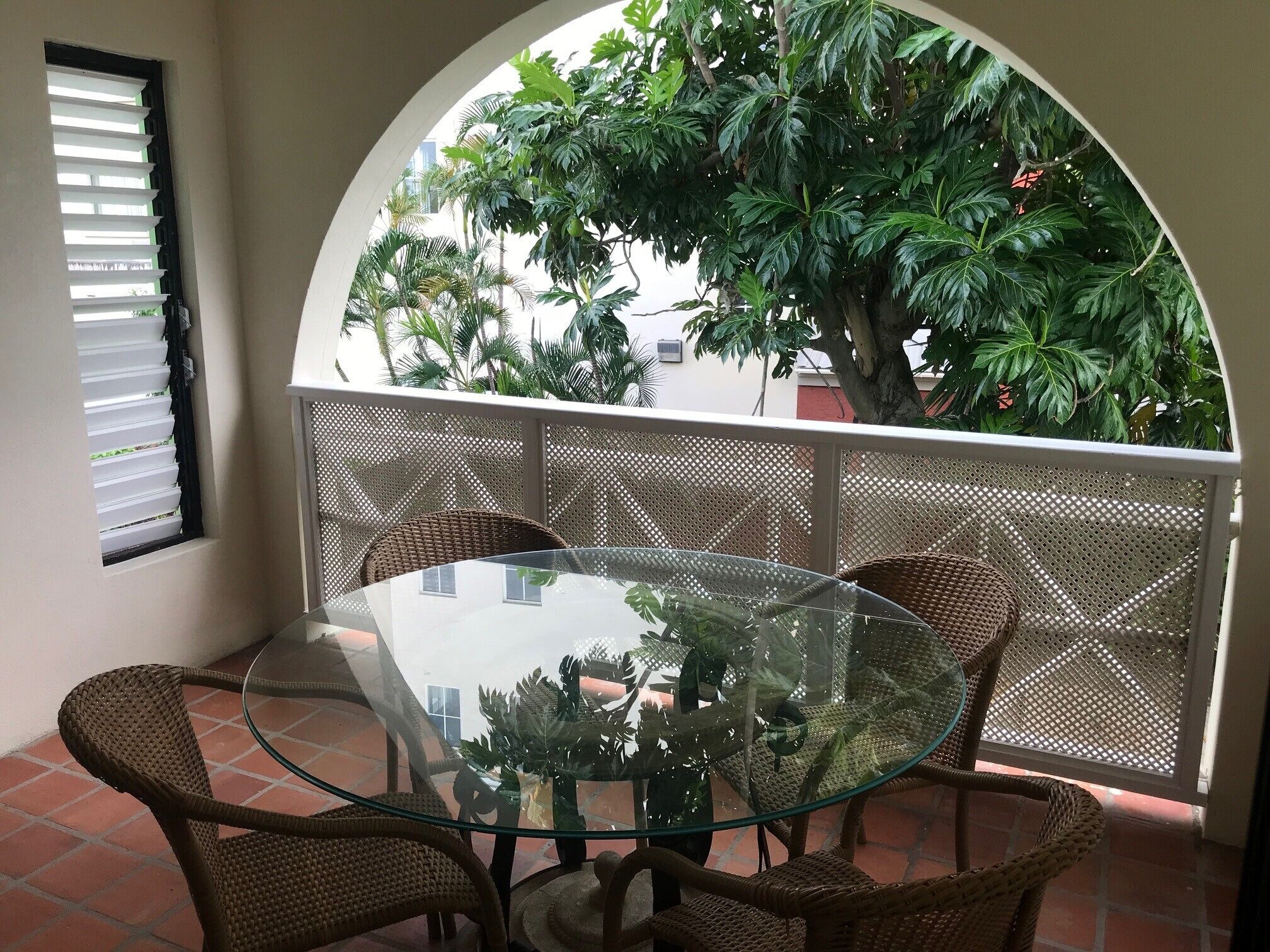 Coconut Court Beach Hotel