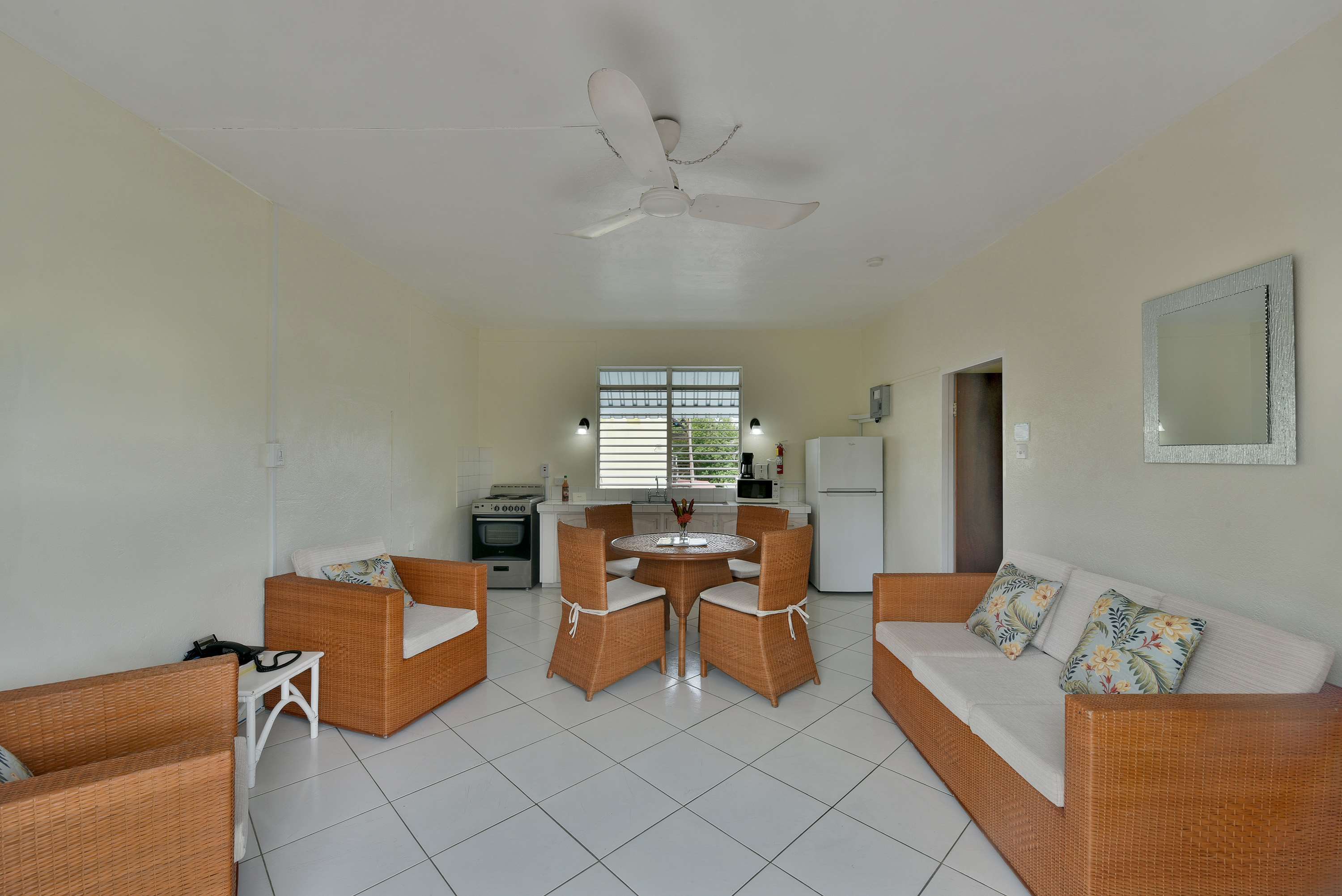 Coconut Court Beach Hotel