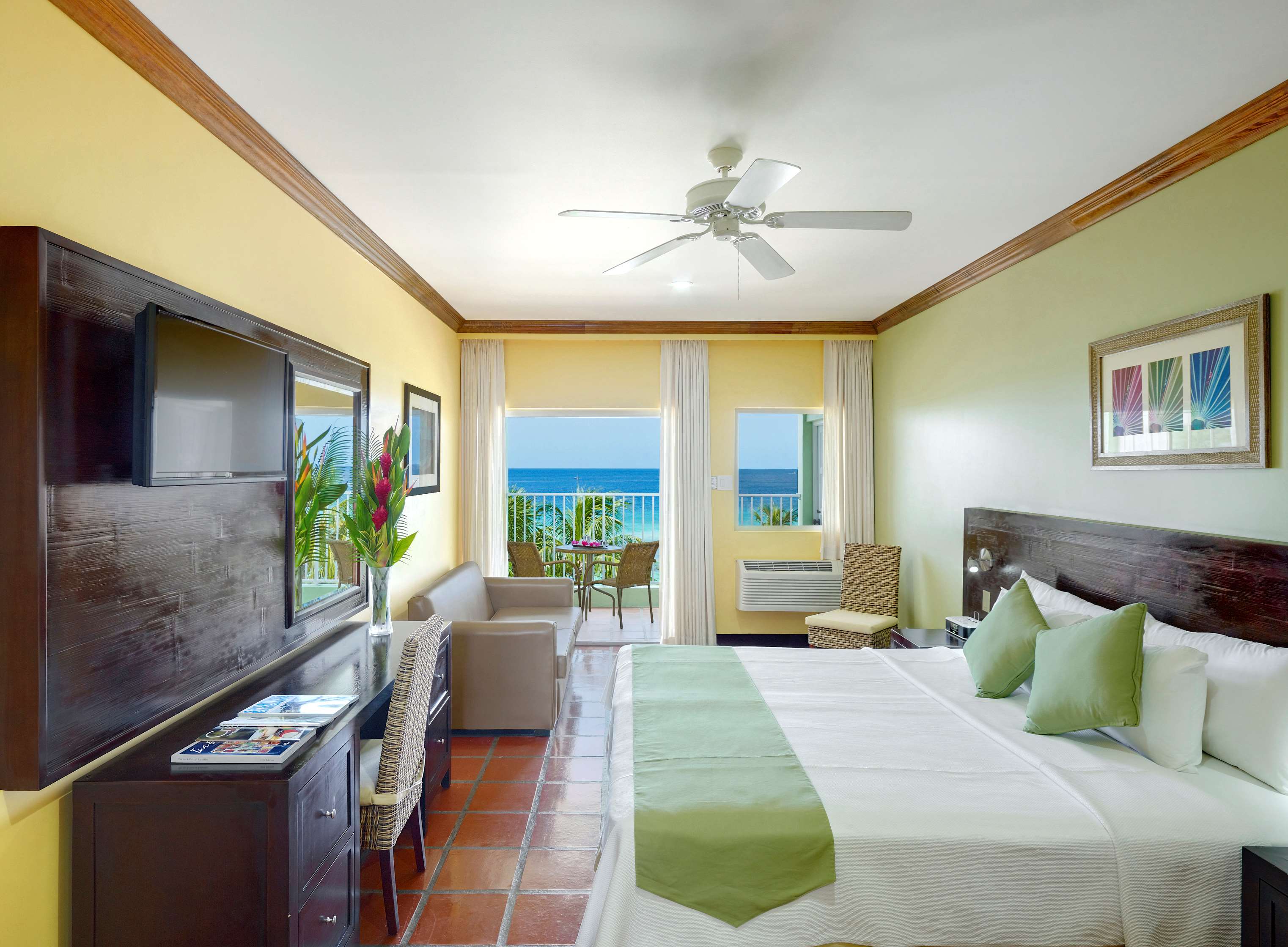 Coconut Court Beach Hotel