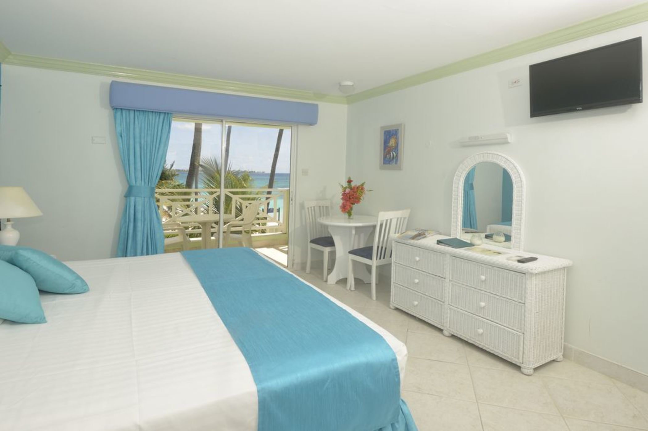 Dover Beach Hotel