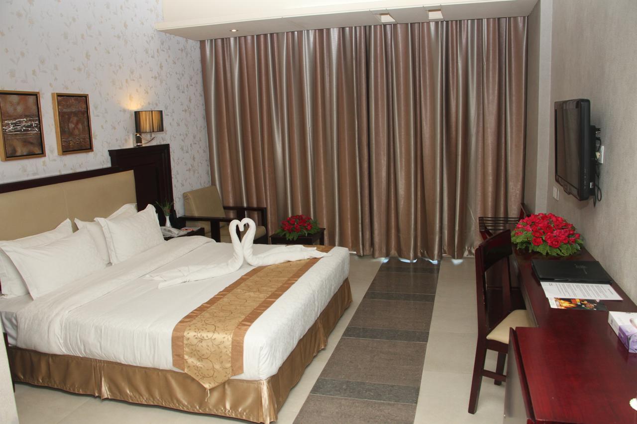 Dhaka Premier Hotel