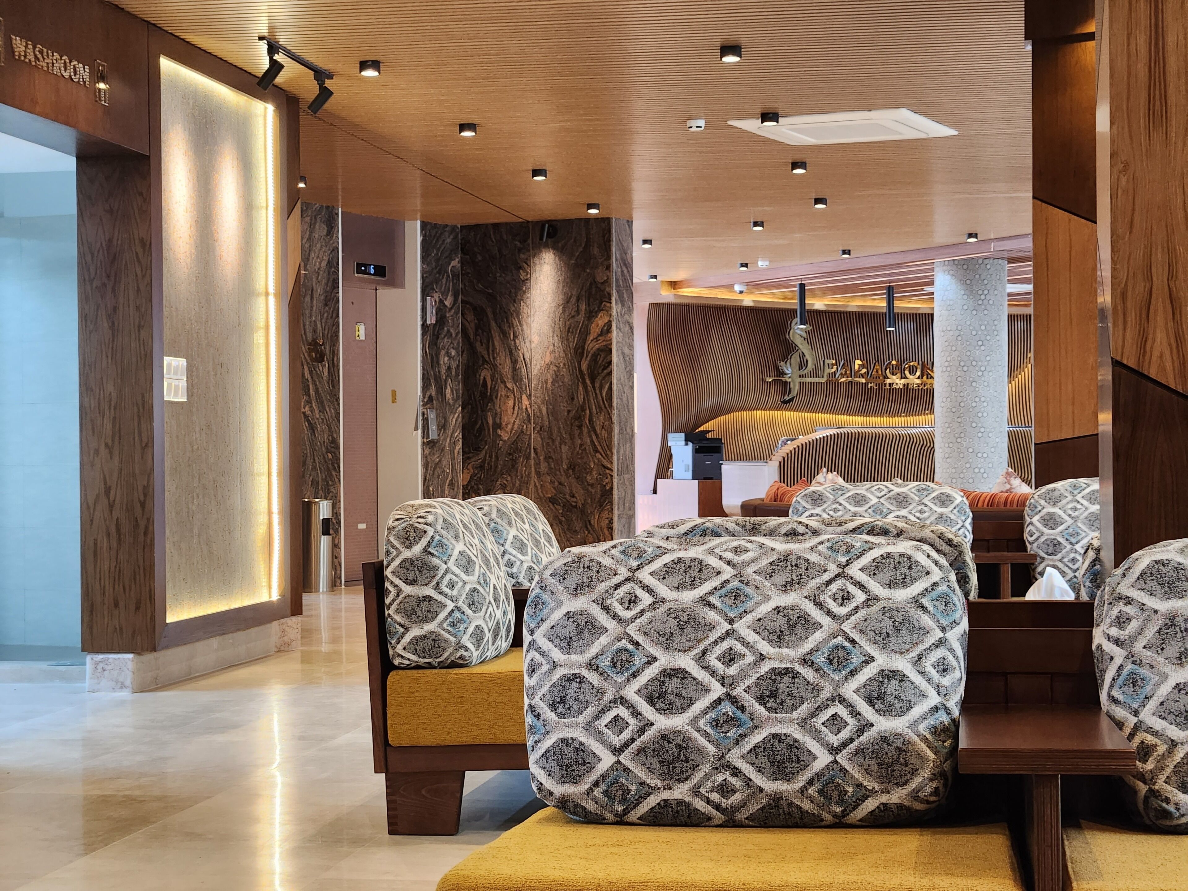Paragon Hotel And Resort