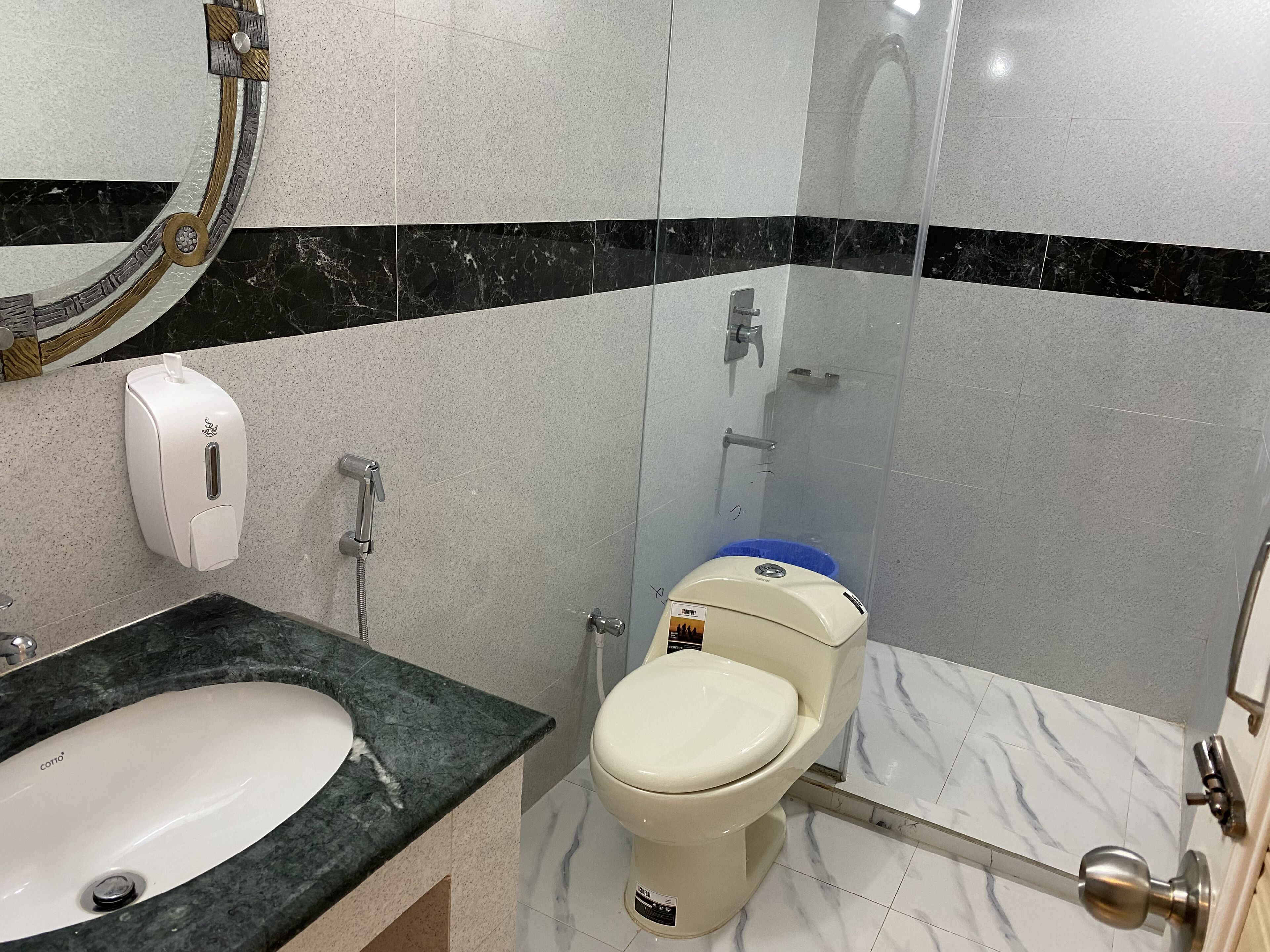 Hotel Grand Akther