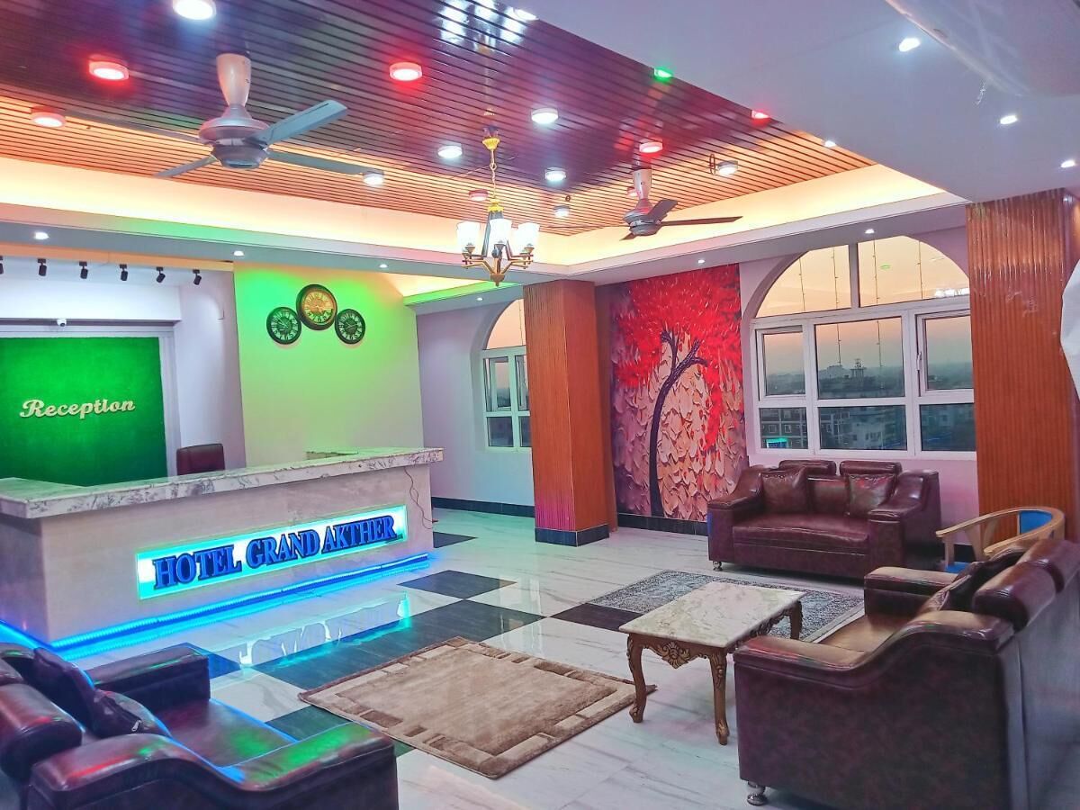 Hotel Grand Akther