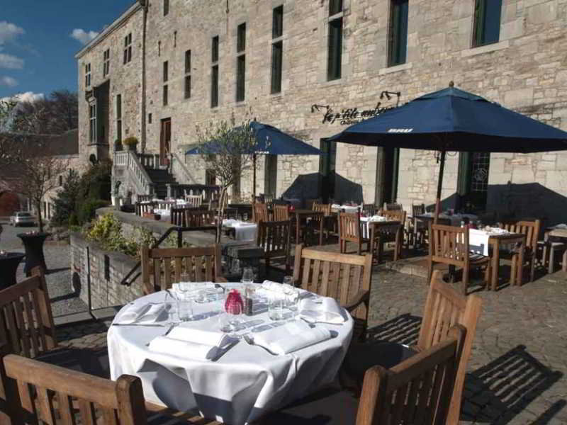 Chateau De Harzé