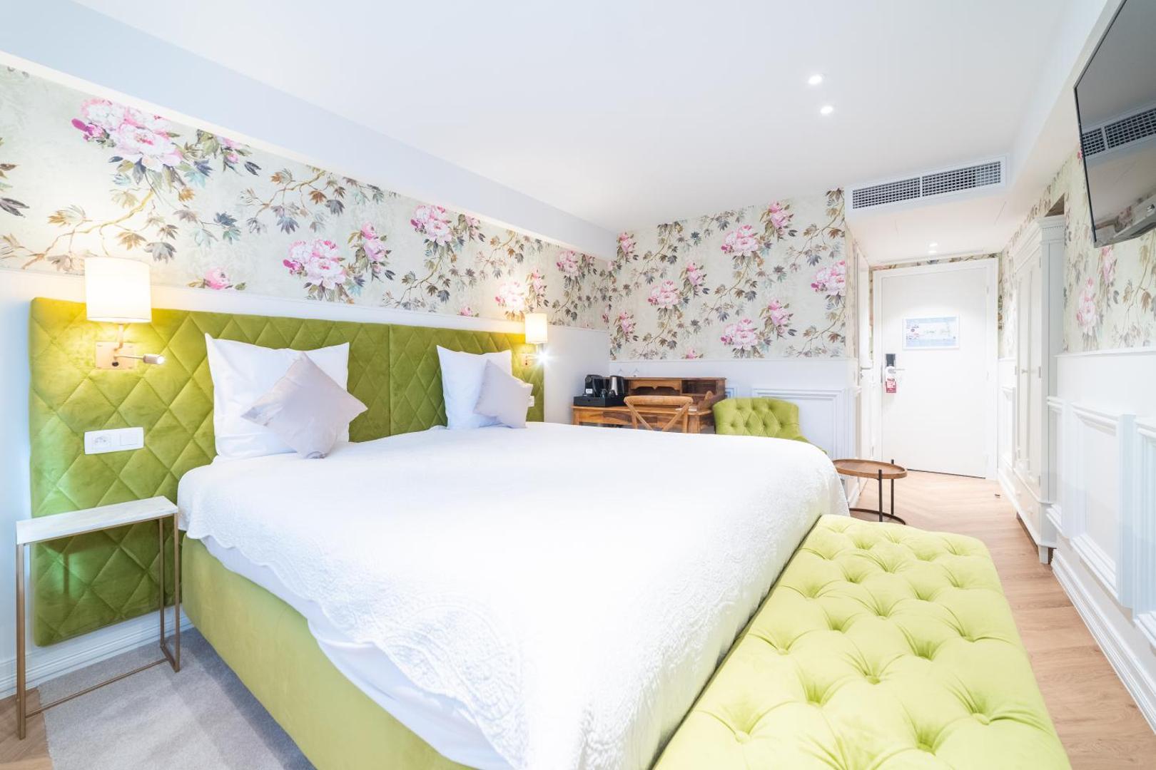 Grand Hotel Normandy