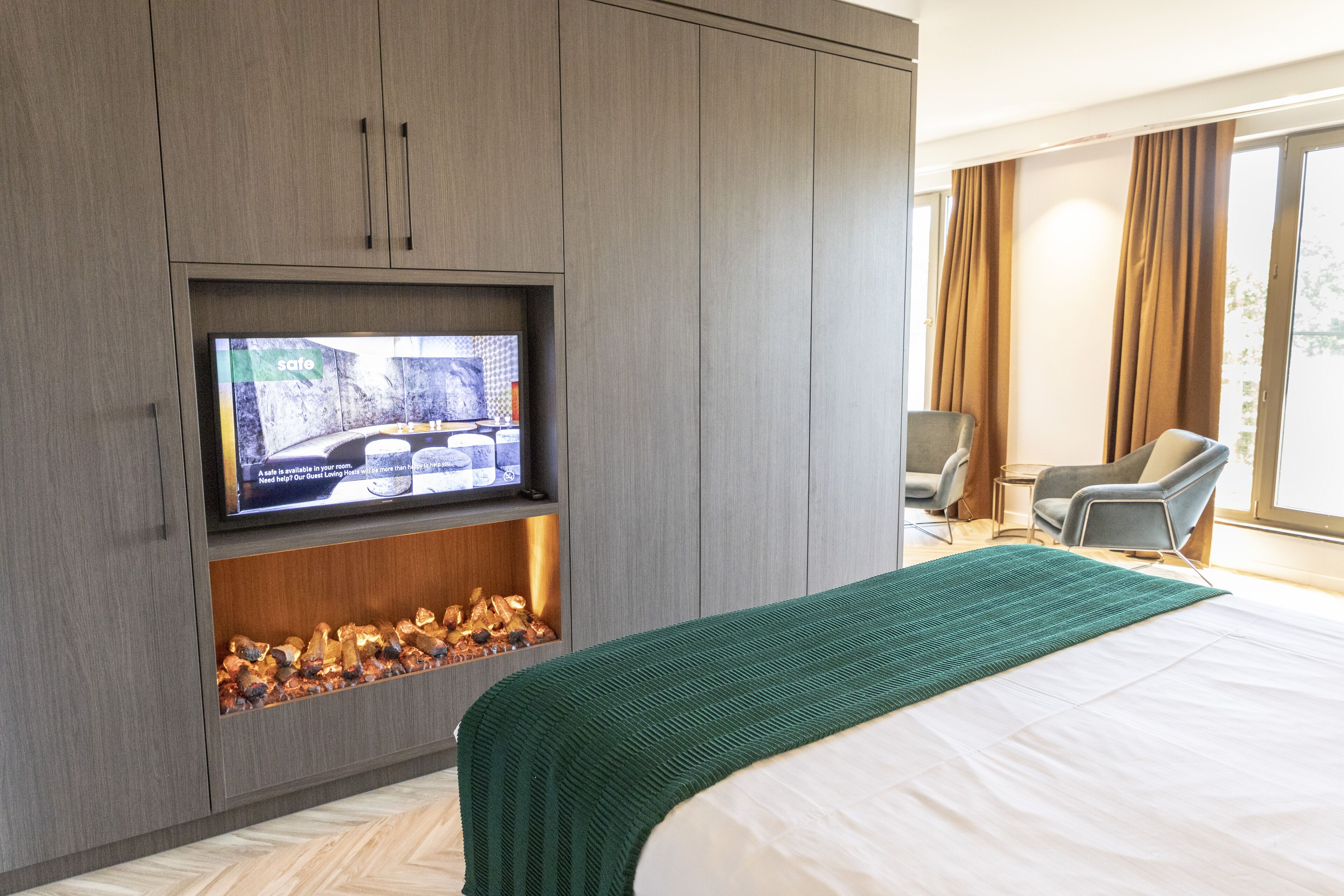 M Hotel