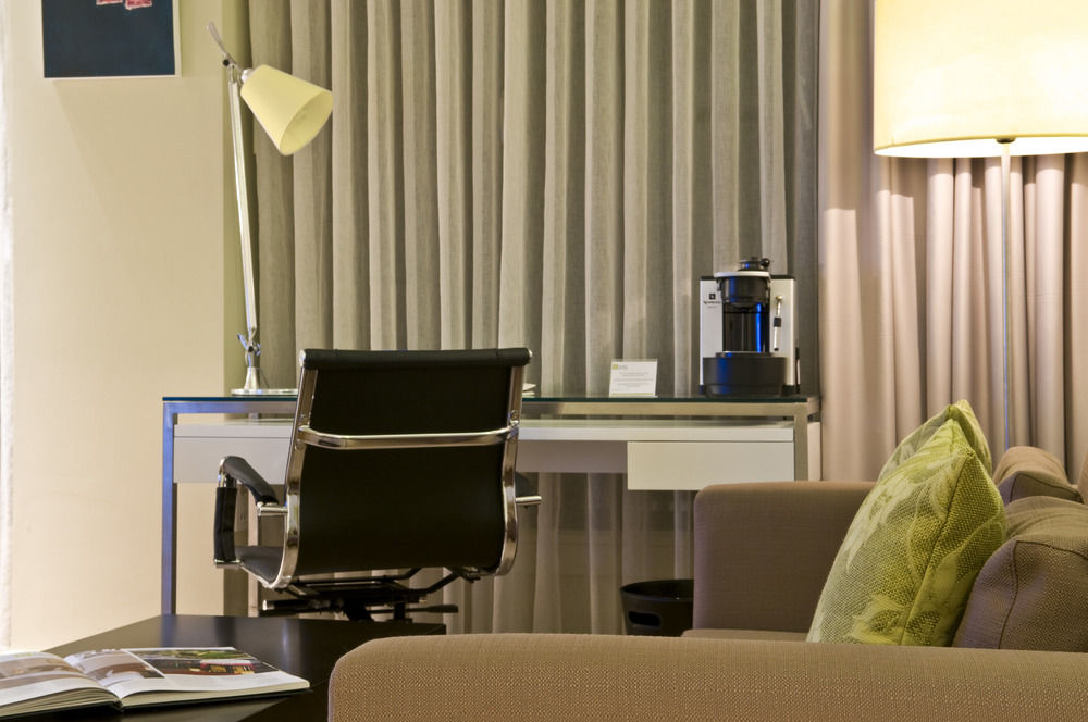 B-aparthotel Grand Place
