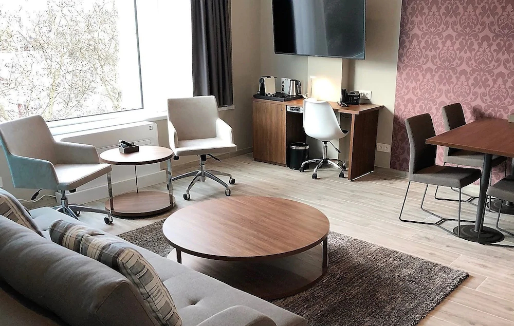 Flat Hotel Midi 33