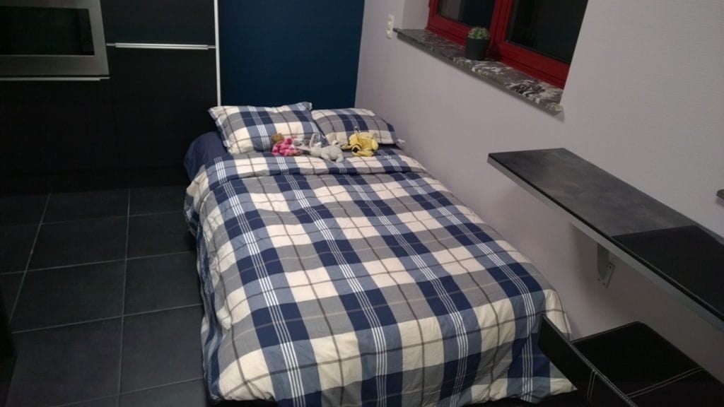 J and R Brussels City Apartment Van Zande