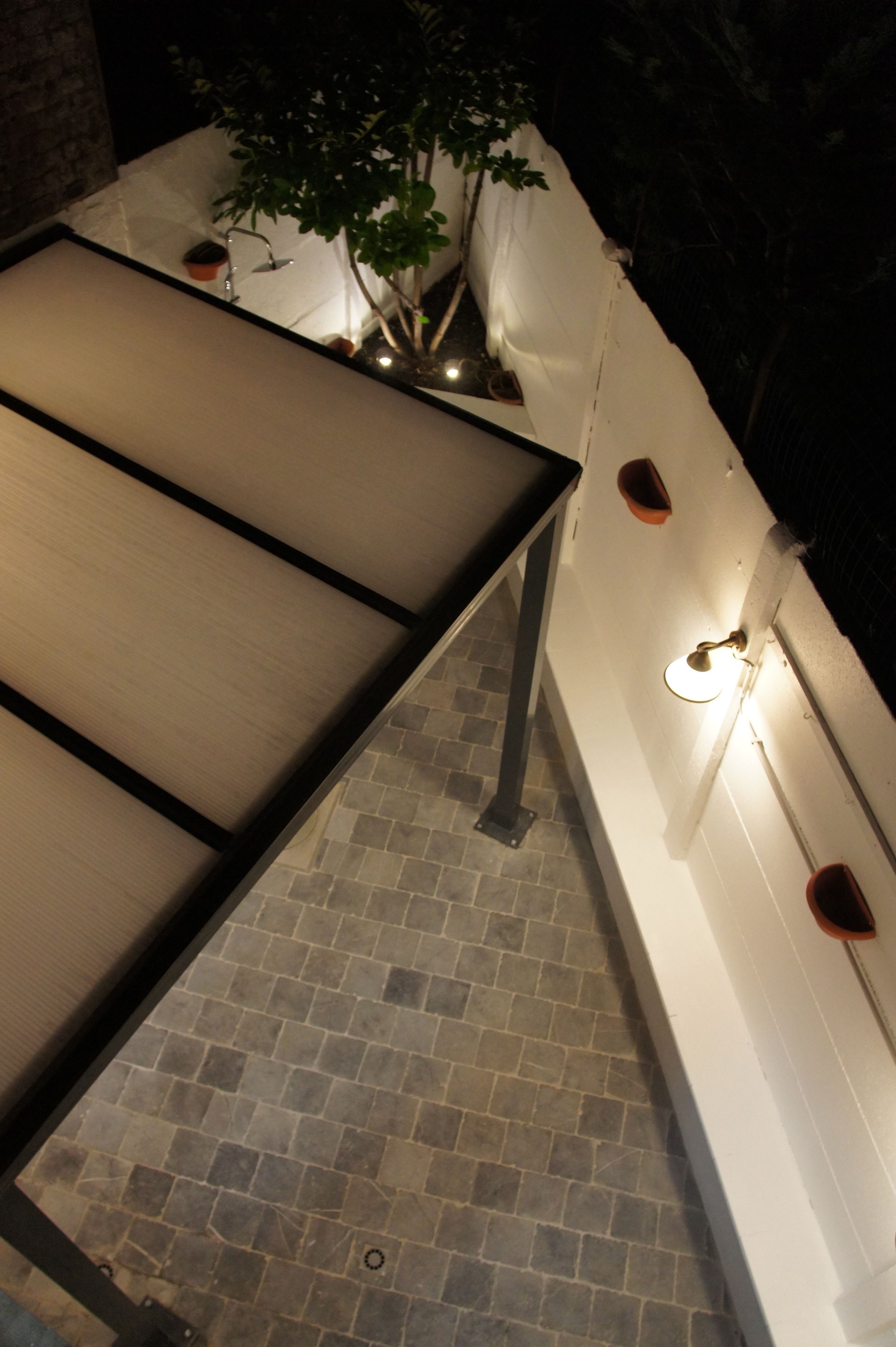 J and R Brussels City Apartment Van Zande
