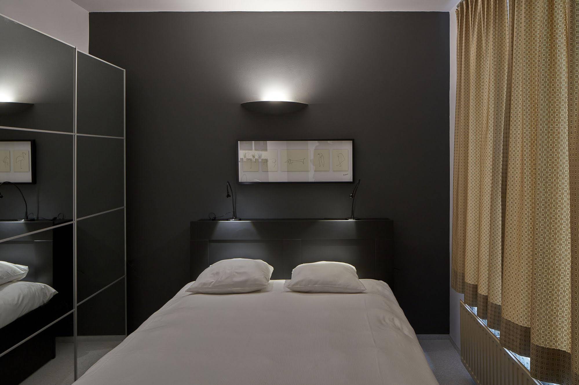 Alpha Hotel