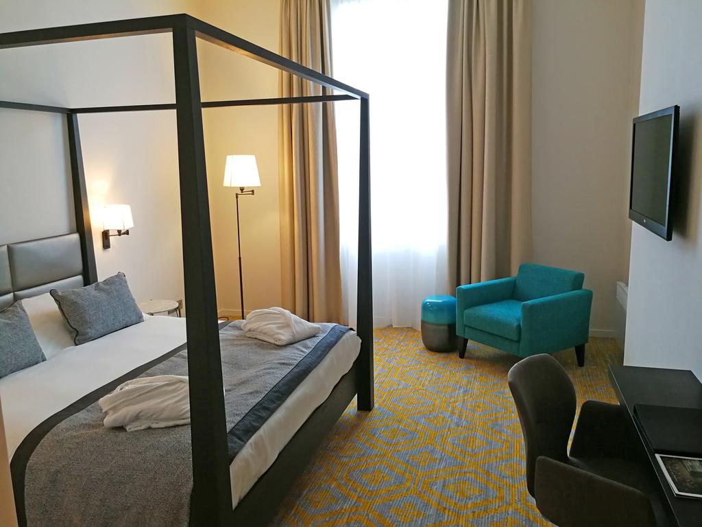 Van der Valk Hotel Waterloo