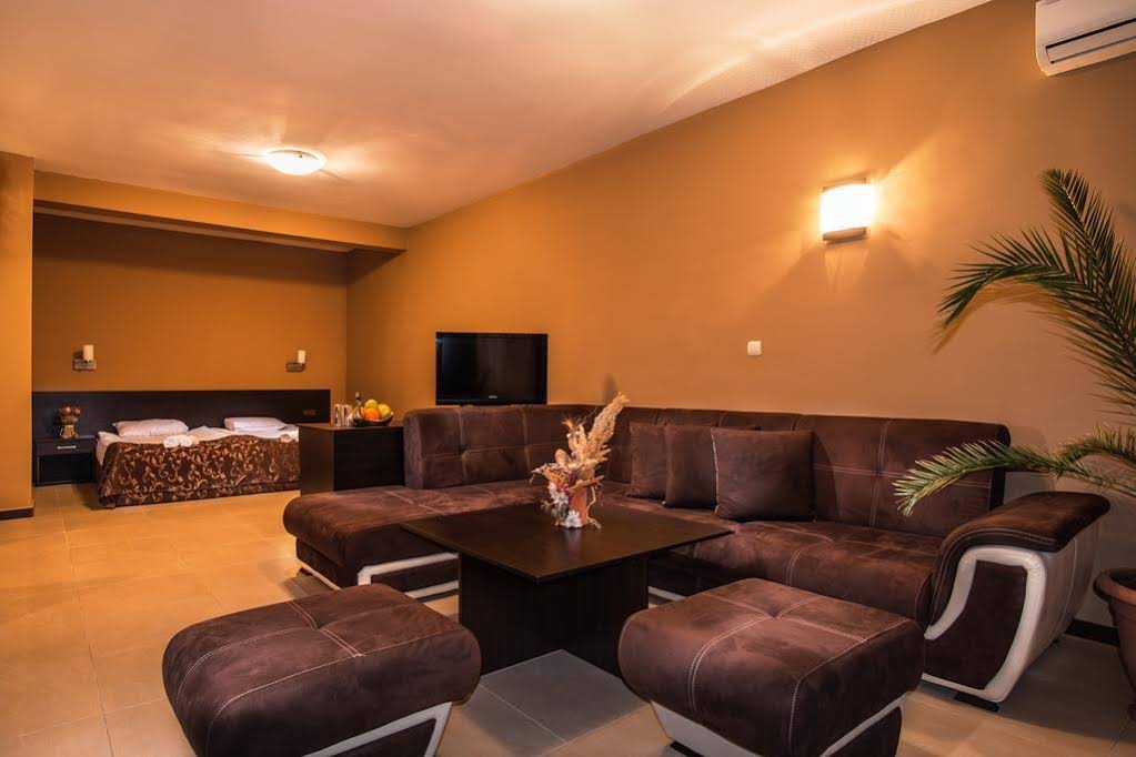 Family Hotel Sunny Hills