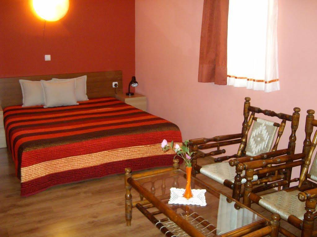 Family Hotel Flora