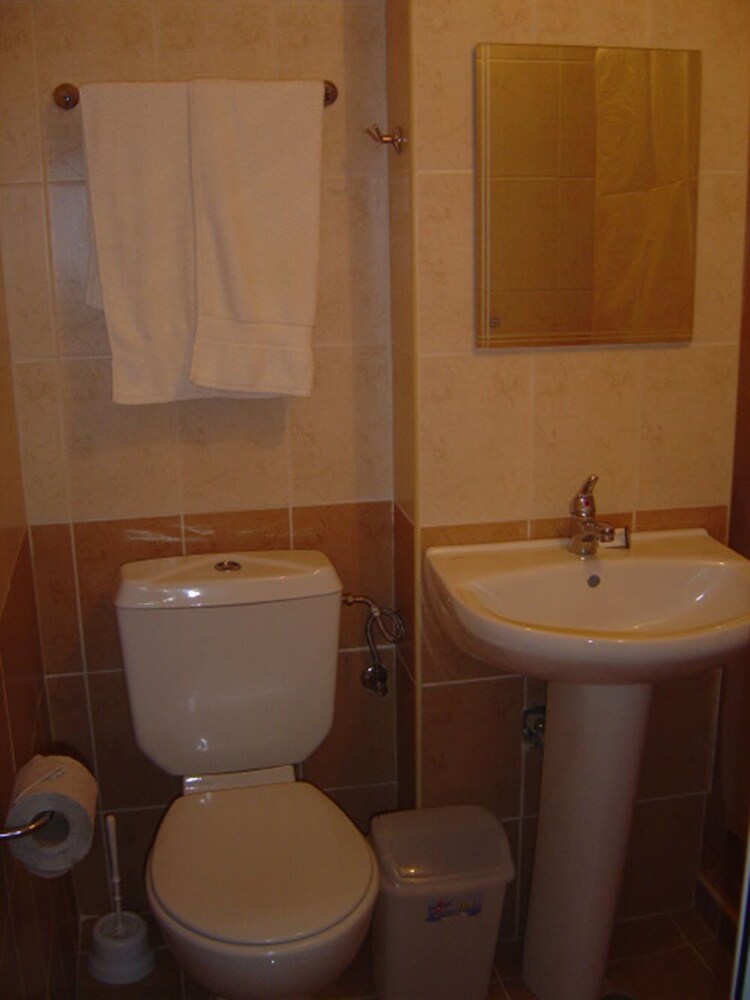 Ahilea Hotel