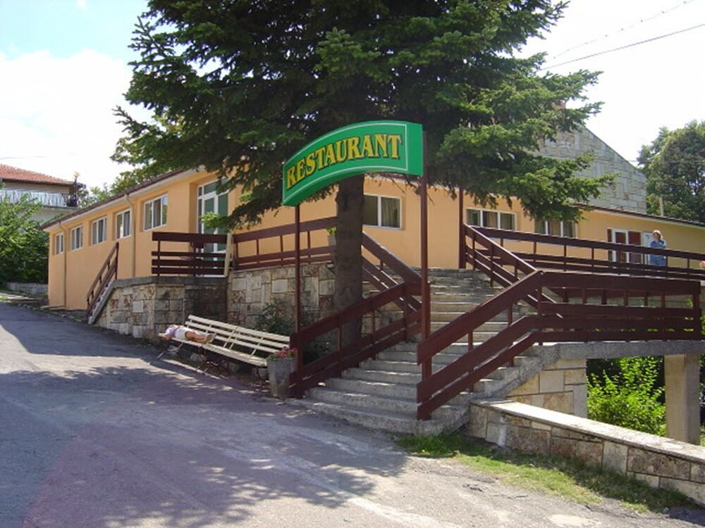 Ahilea Hotel