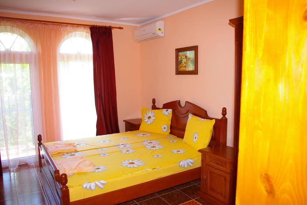 Guest House Yanakievi