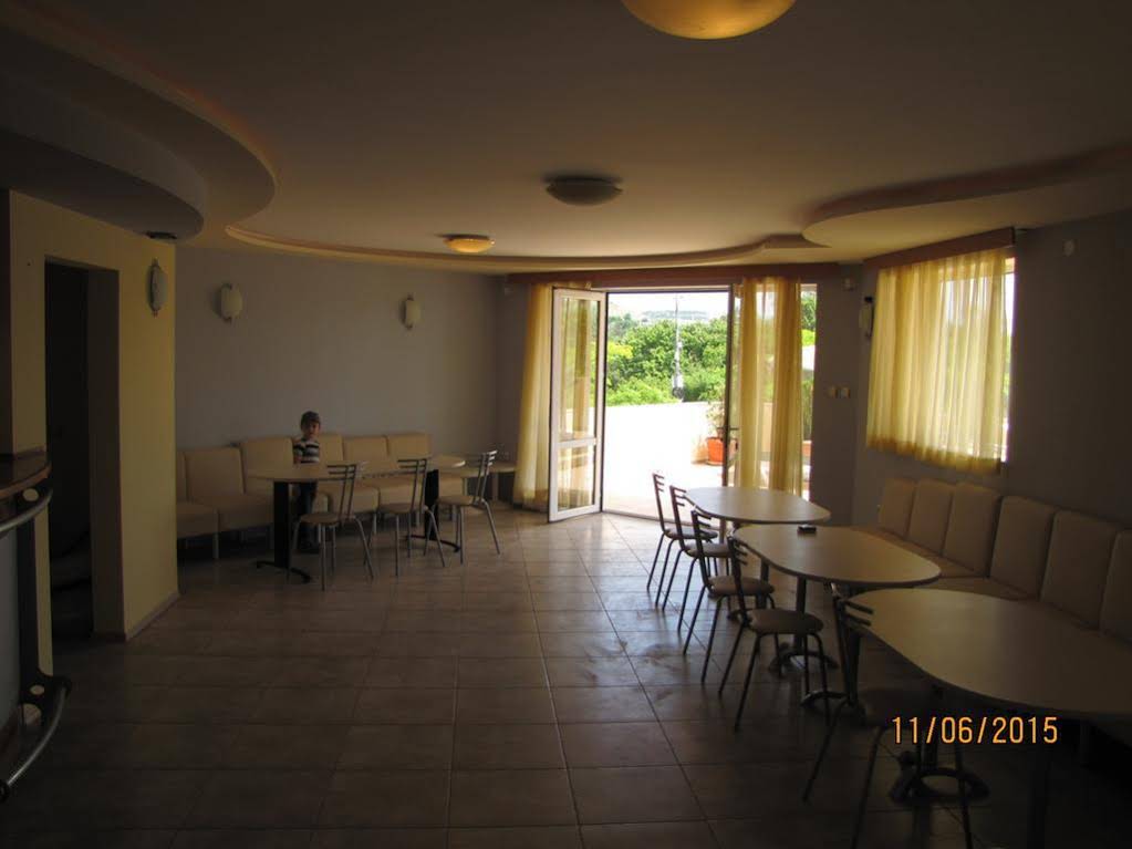 Paris Hotel