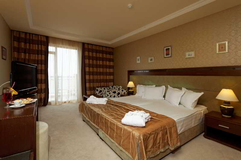 Admiral Hotel