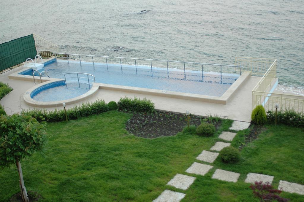 Brigantina Beach Hotel