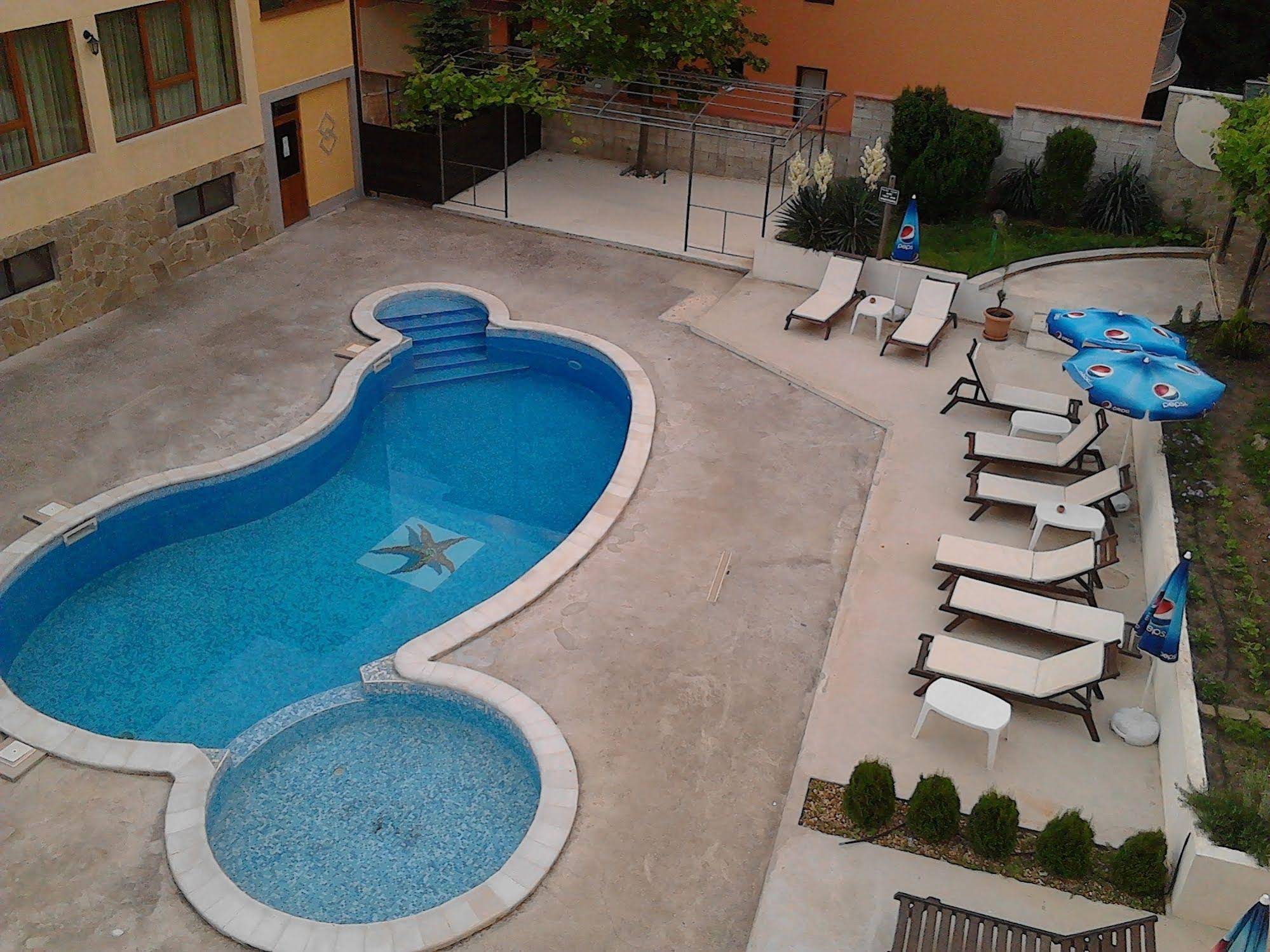 Golden House Apartments