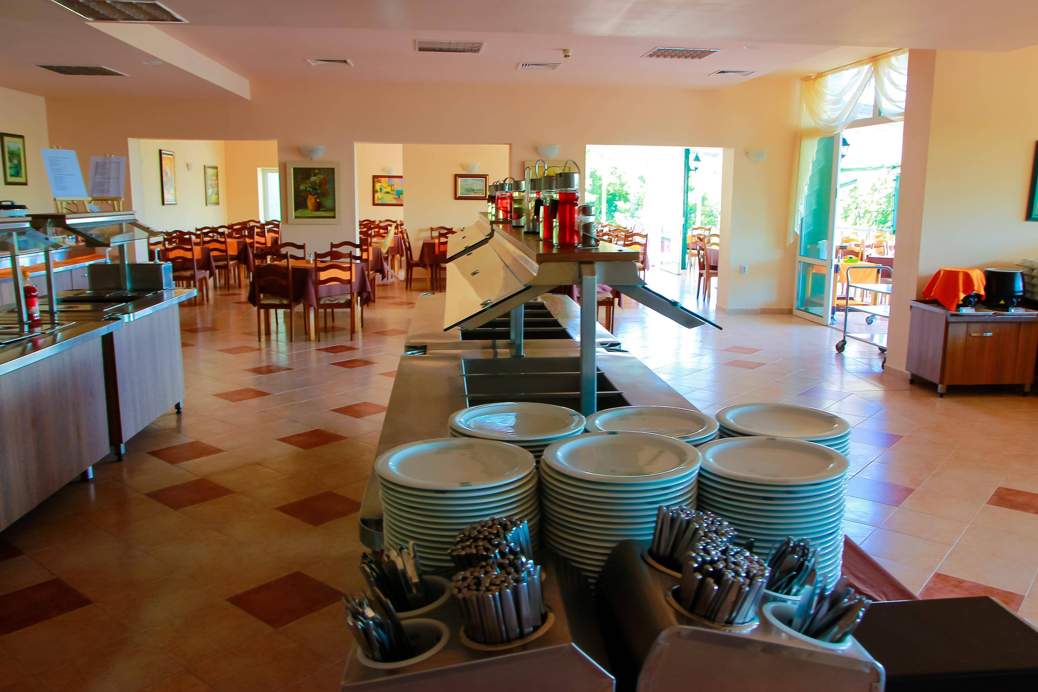 Kini Park Hotel