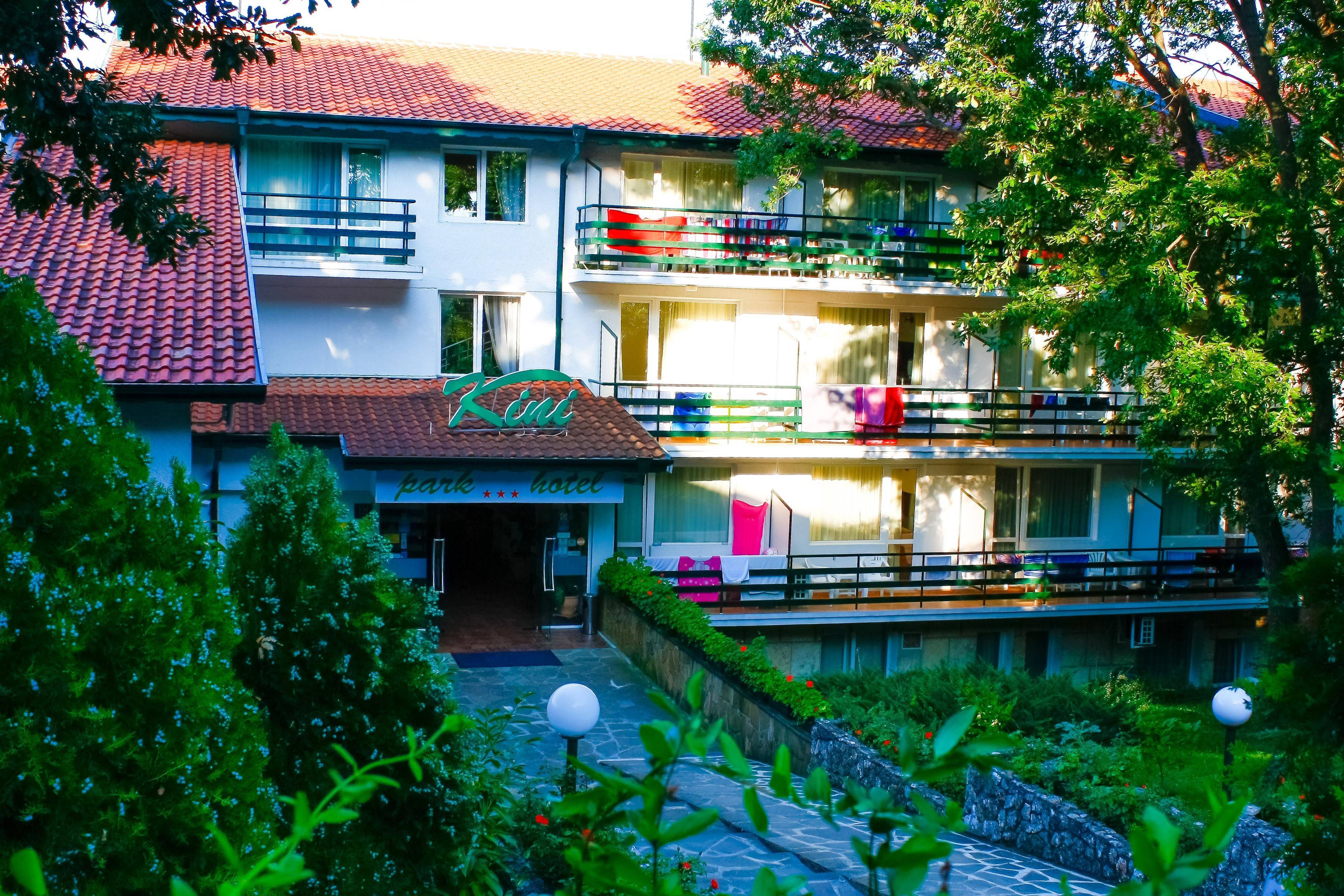 Kini Park Hotel