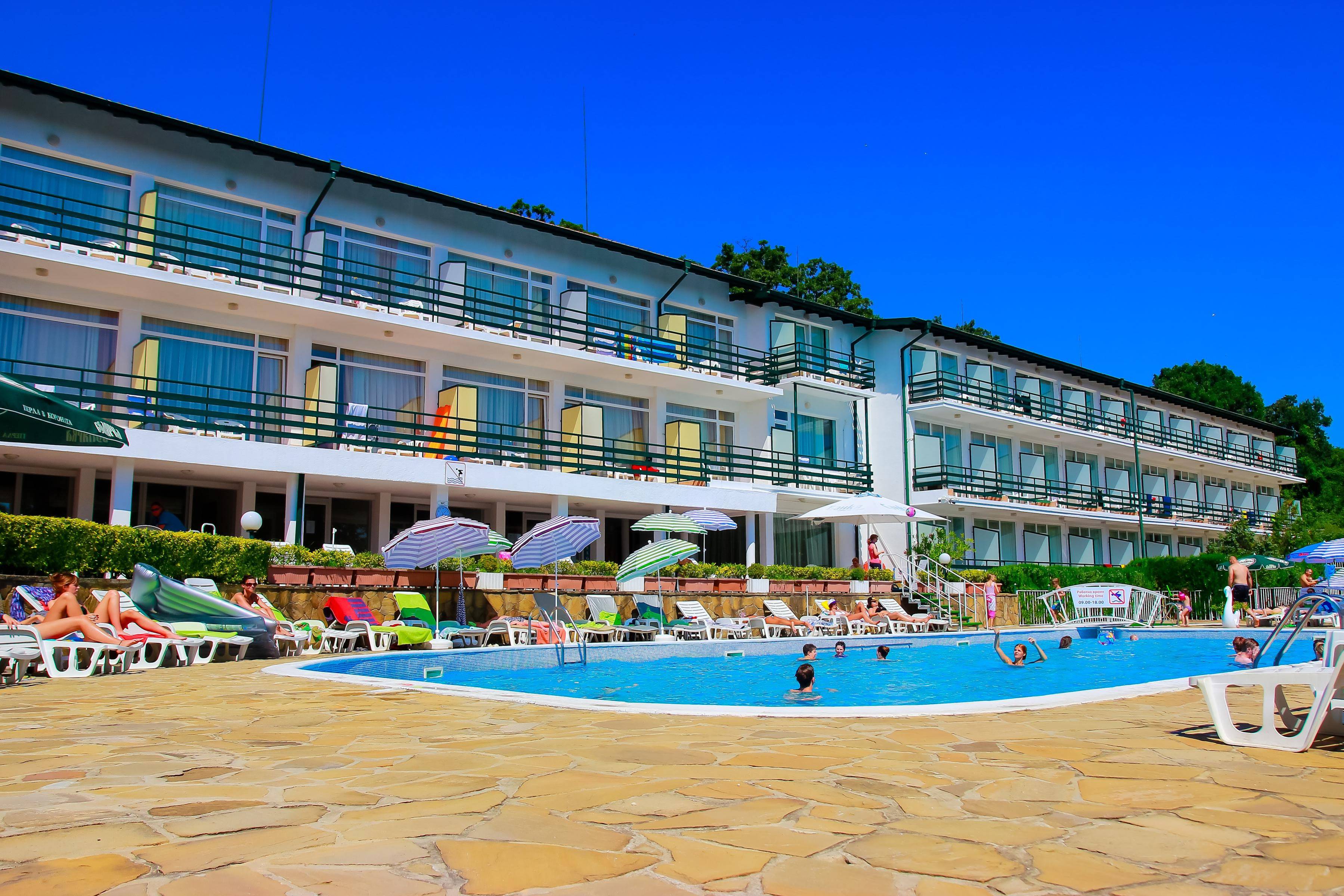 Kini Park Hotel