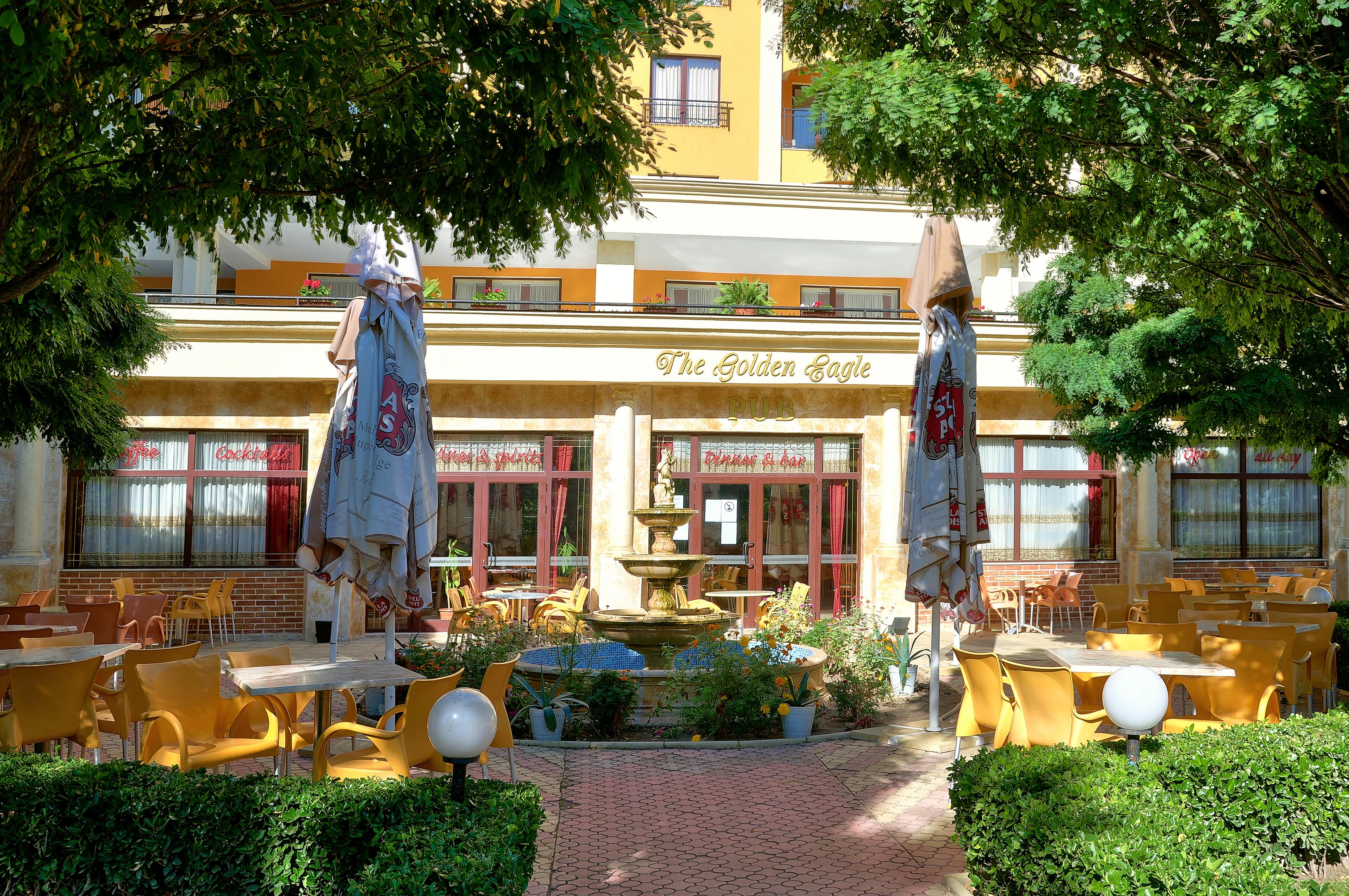 Paradise Green Park Hotel & Apartments