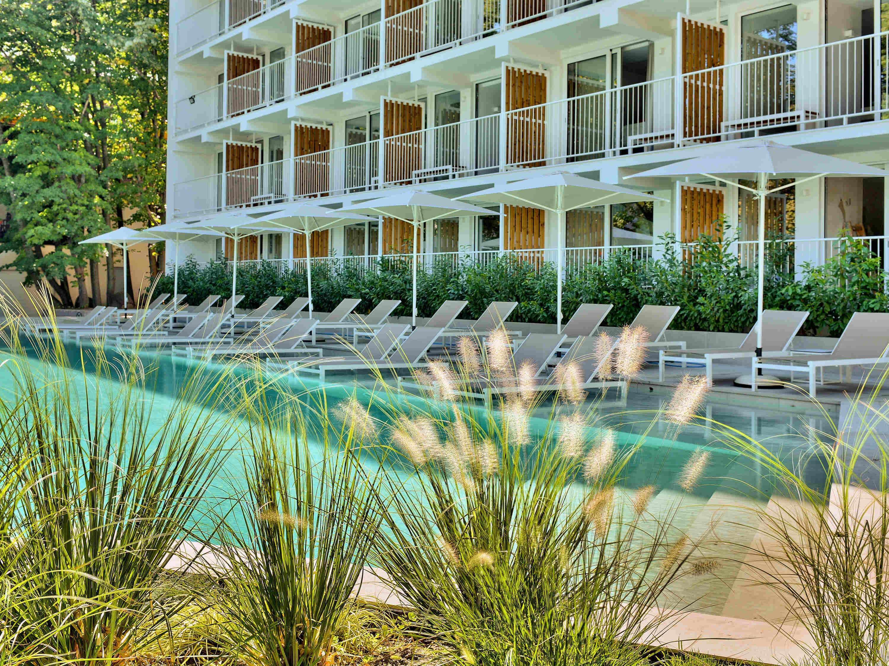 ibis Styles Golden Sands Roomer Hotel