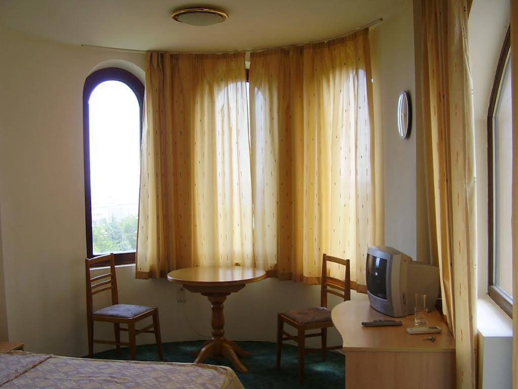 Villa Diva
