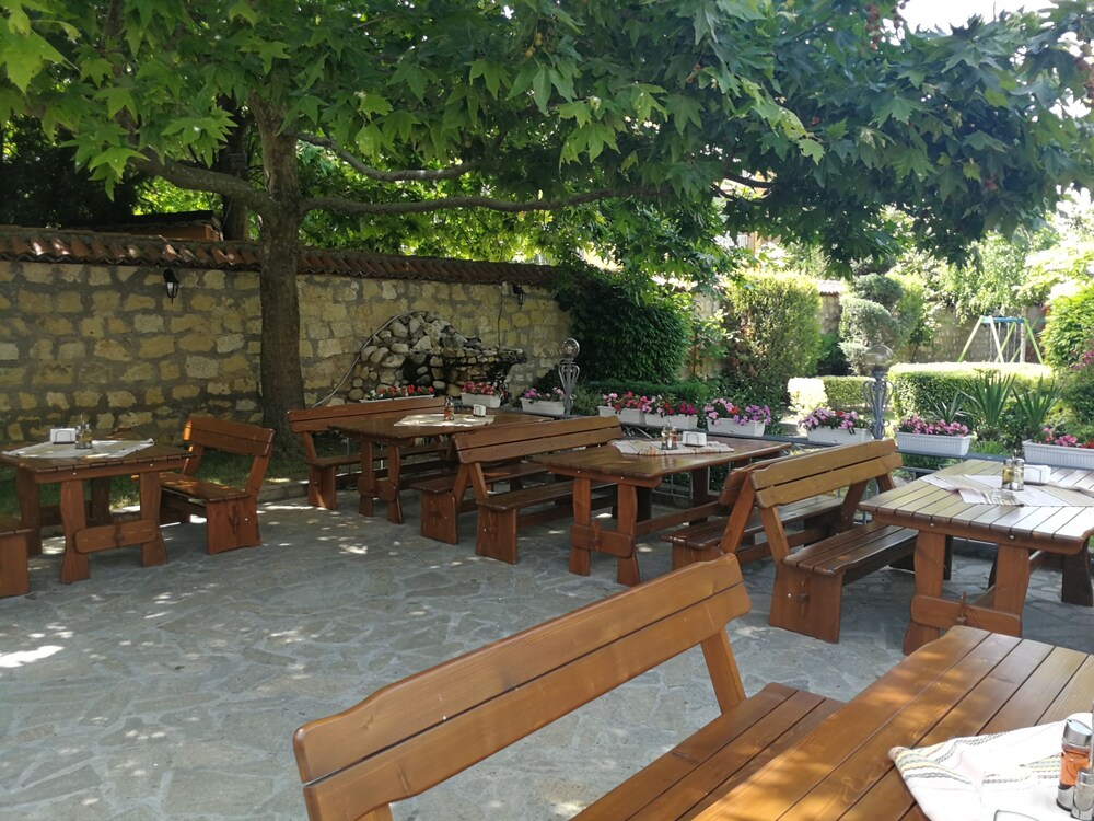 Ajax Guest House
