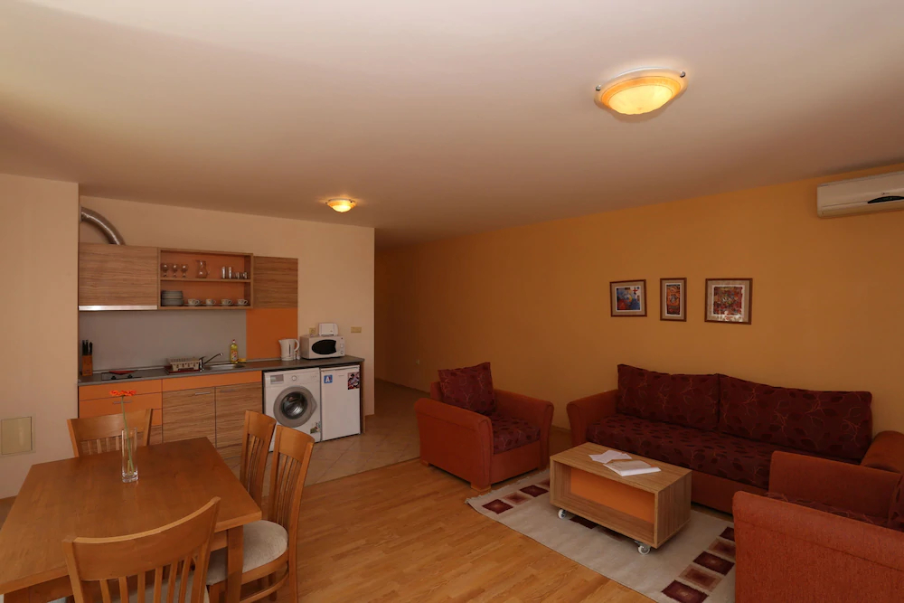 Galeria Holiday Apartments-obzor